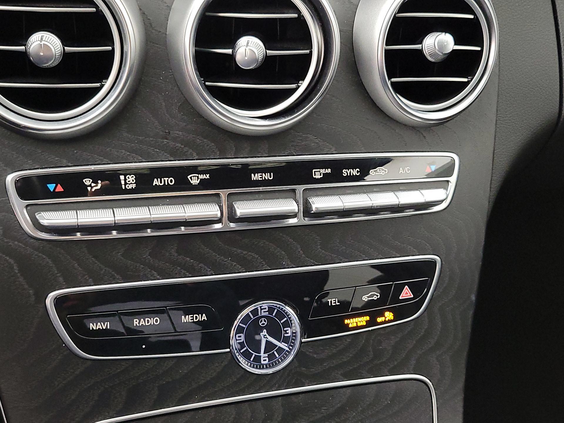 Thumbnail: 2021 Mercedes-Benz C-Class - 16