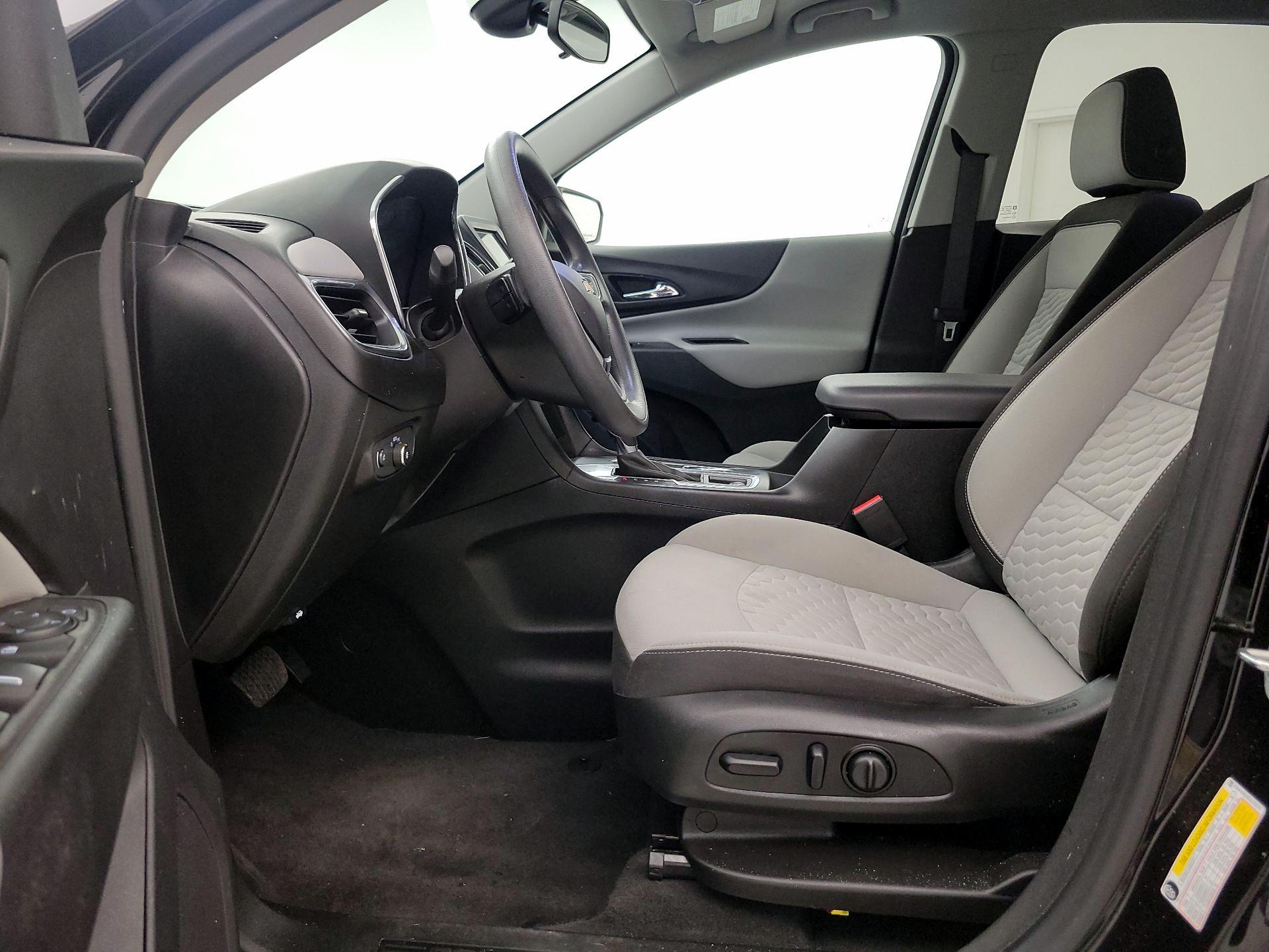 Thumbnail: 2020 Chevrolet Equinox - 11