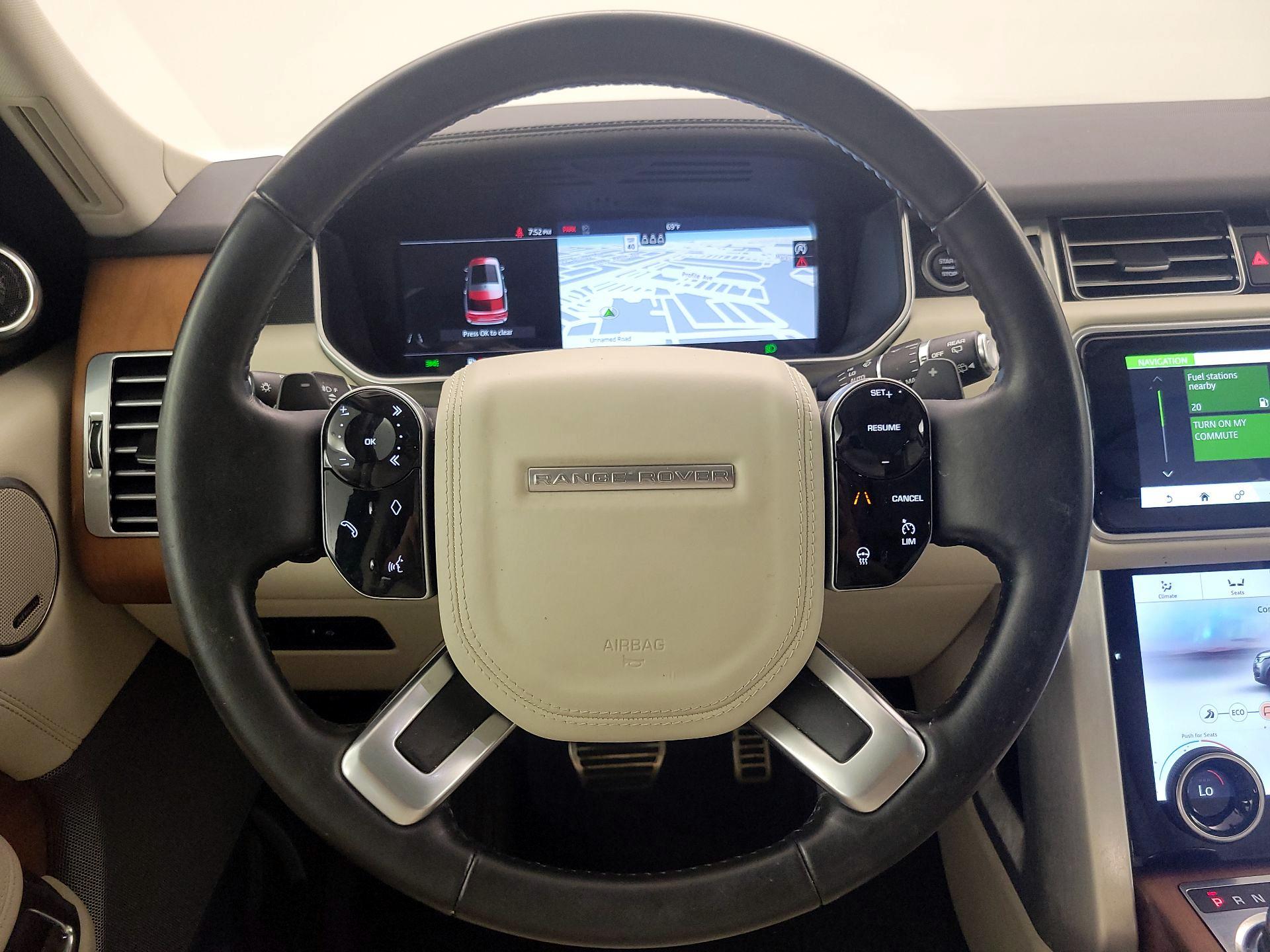 Thumbnail: 2022 Land Rover Range Rover - 10