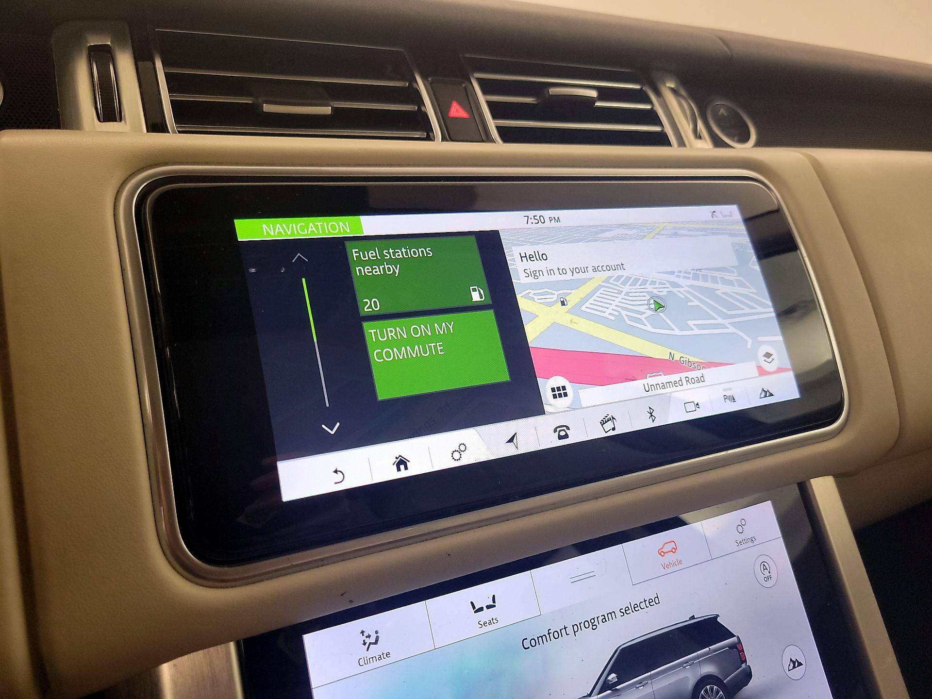 Thumbnail: 2022 Land Rover Range Rover - 14
