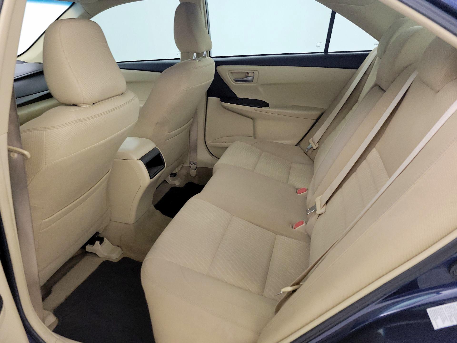 Thumbnail: 2015 Toyota Camry - 19