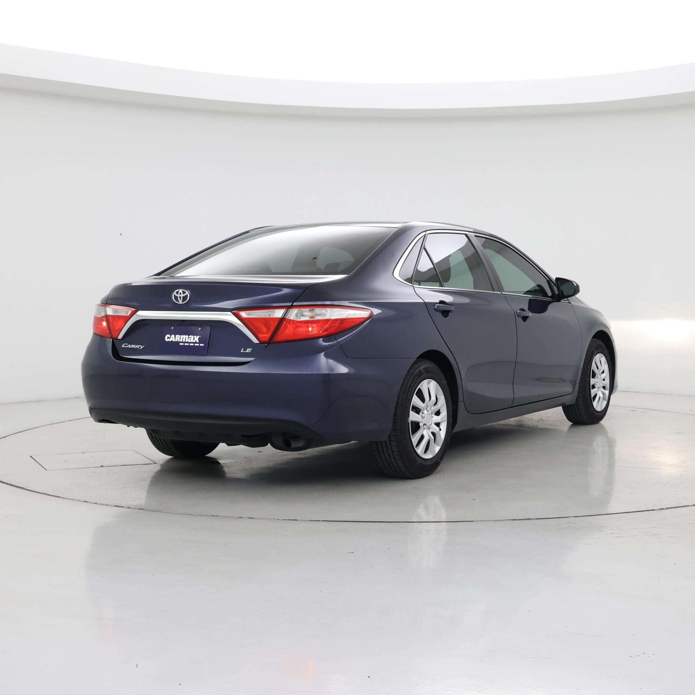 Thumbnail: 2015 Toyota Camry - 8