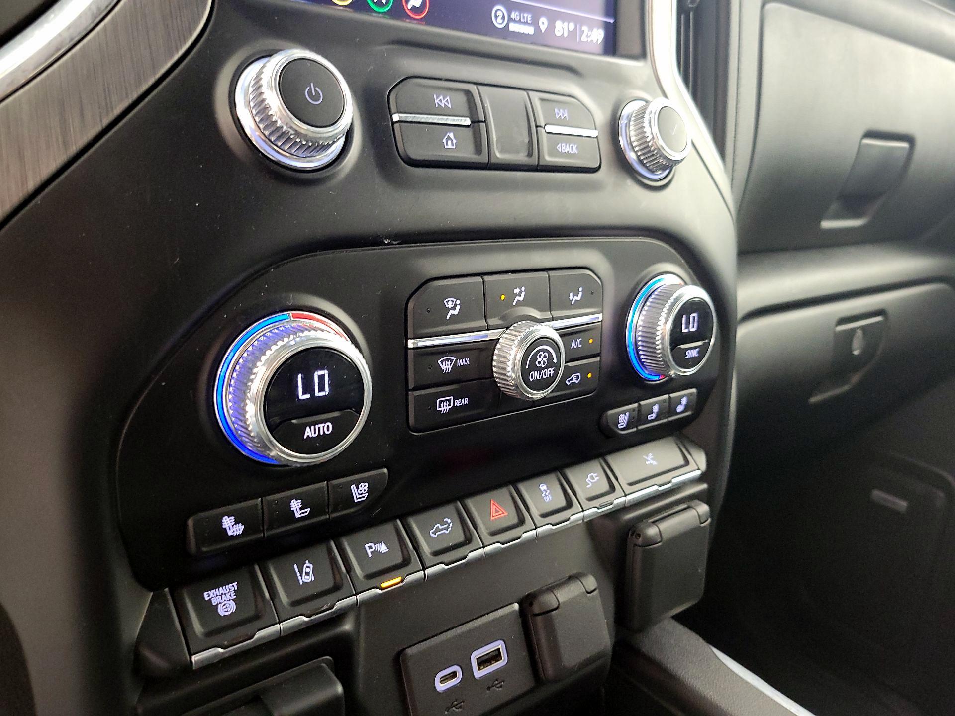 Thumbnail: 2023 GMC Sierra 3500 - 17