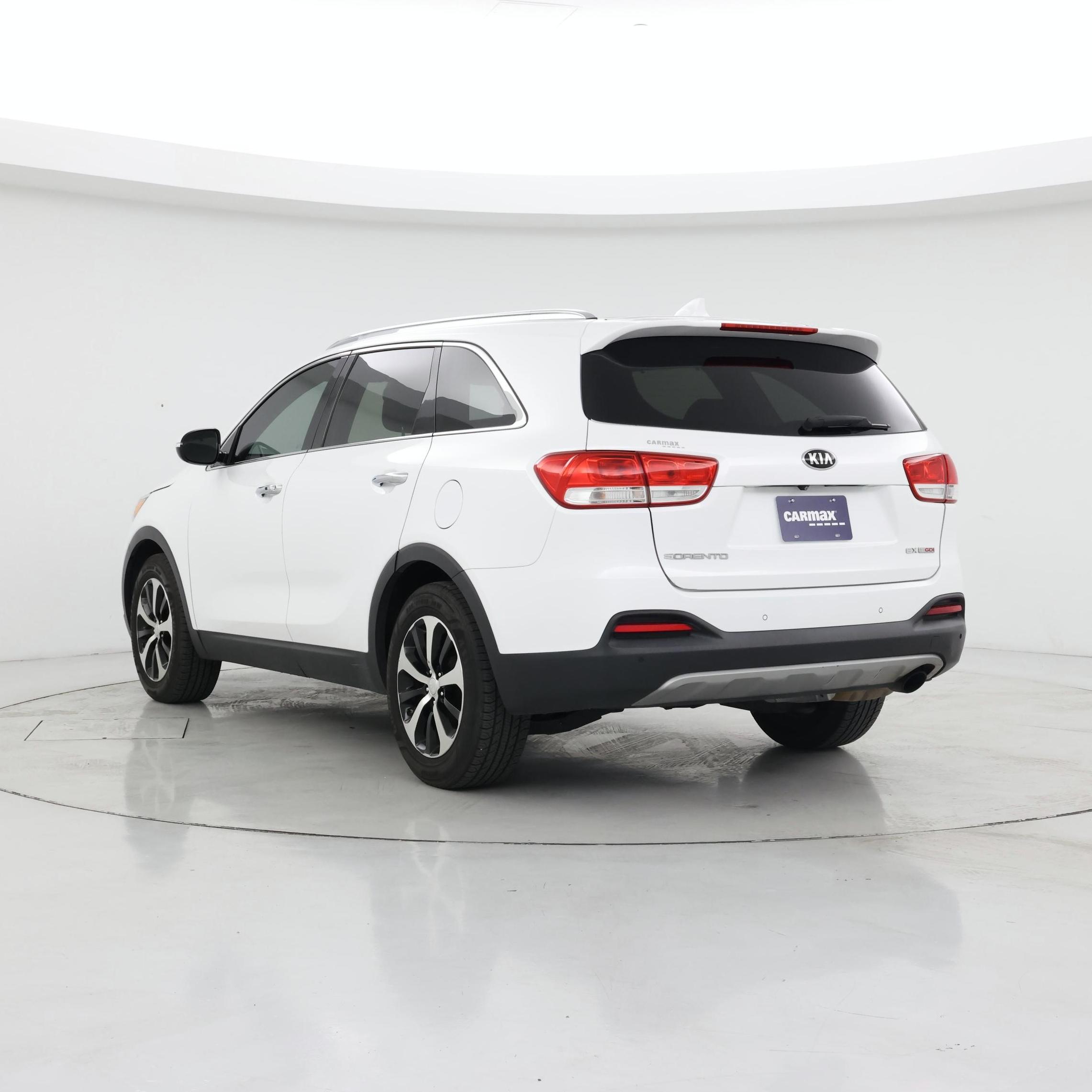 Thumbnail: 2016 Kia Sorento - 2