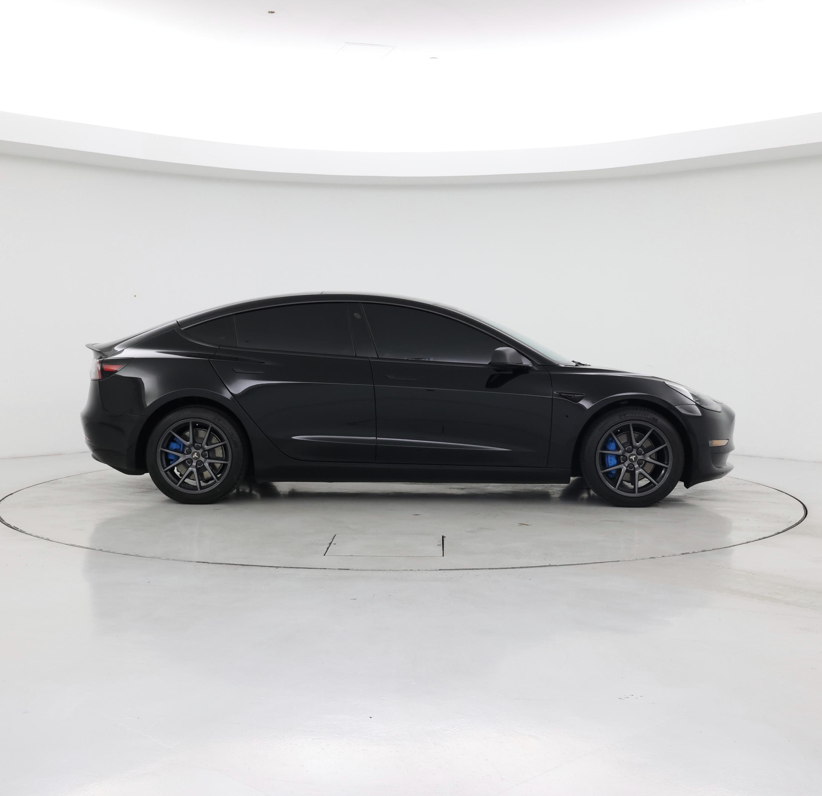 Thumbnail: 2022 Tesla Model 3 - 7