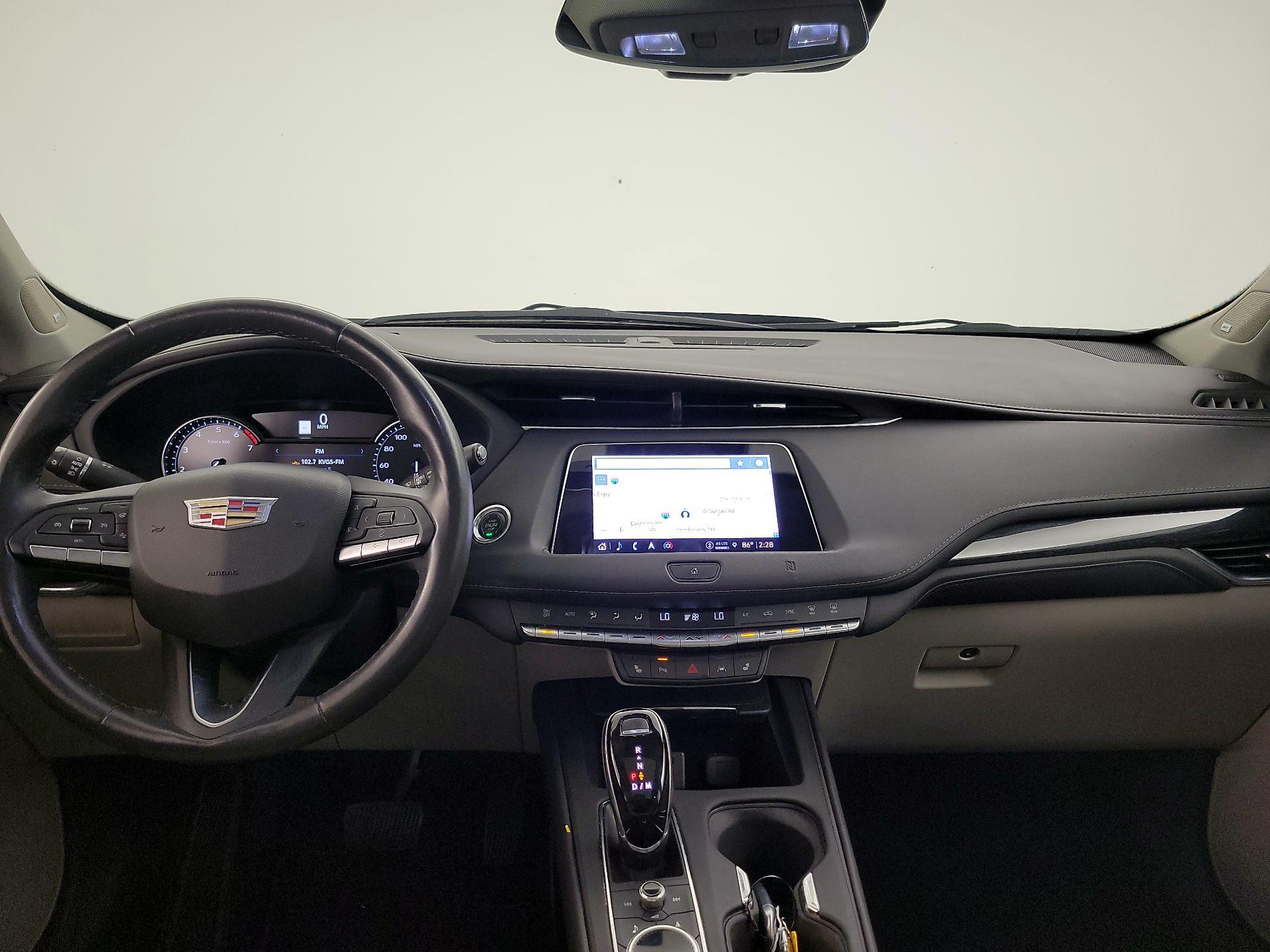 Thumbnail: 2021 Cadillac XT4 - 9