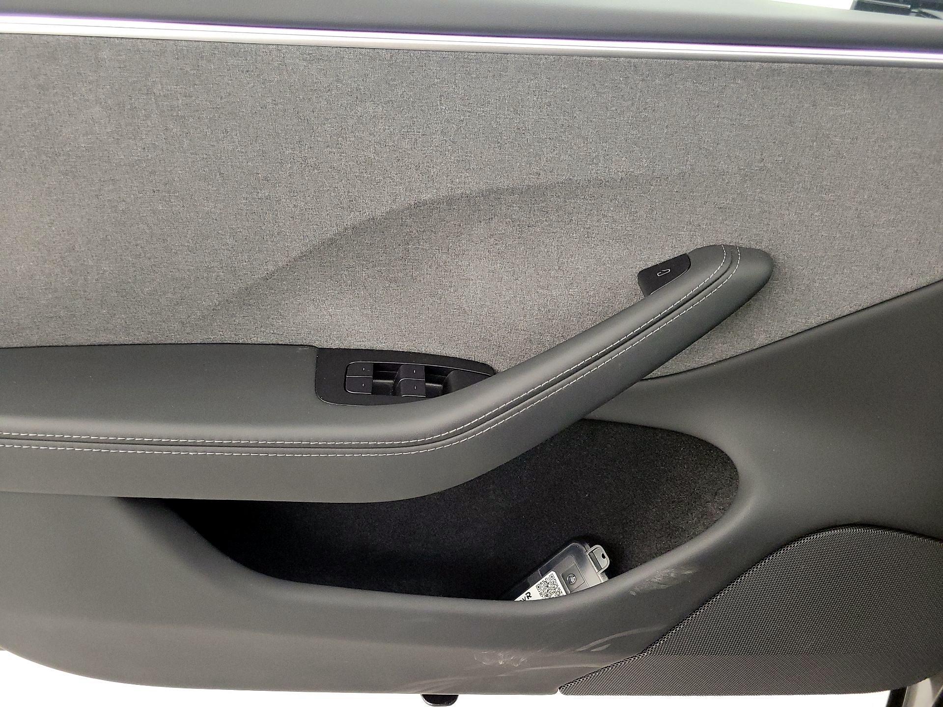 Thumbnail: 2024 Tesla Model 3 - 12