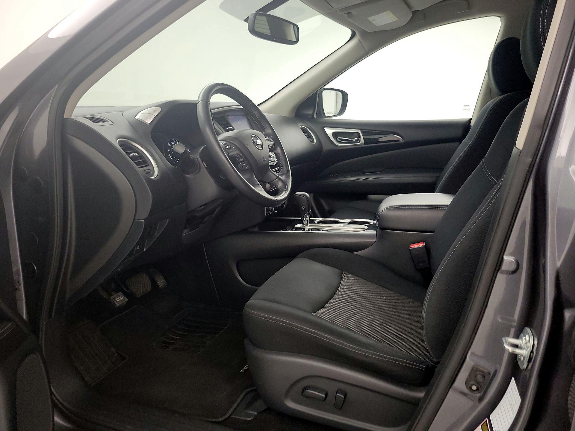 Thumbnail: 2019 Nissan Pathfinder - 11