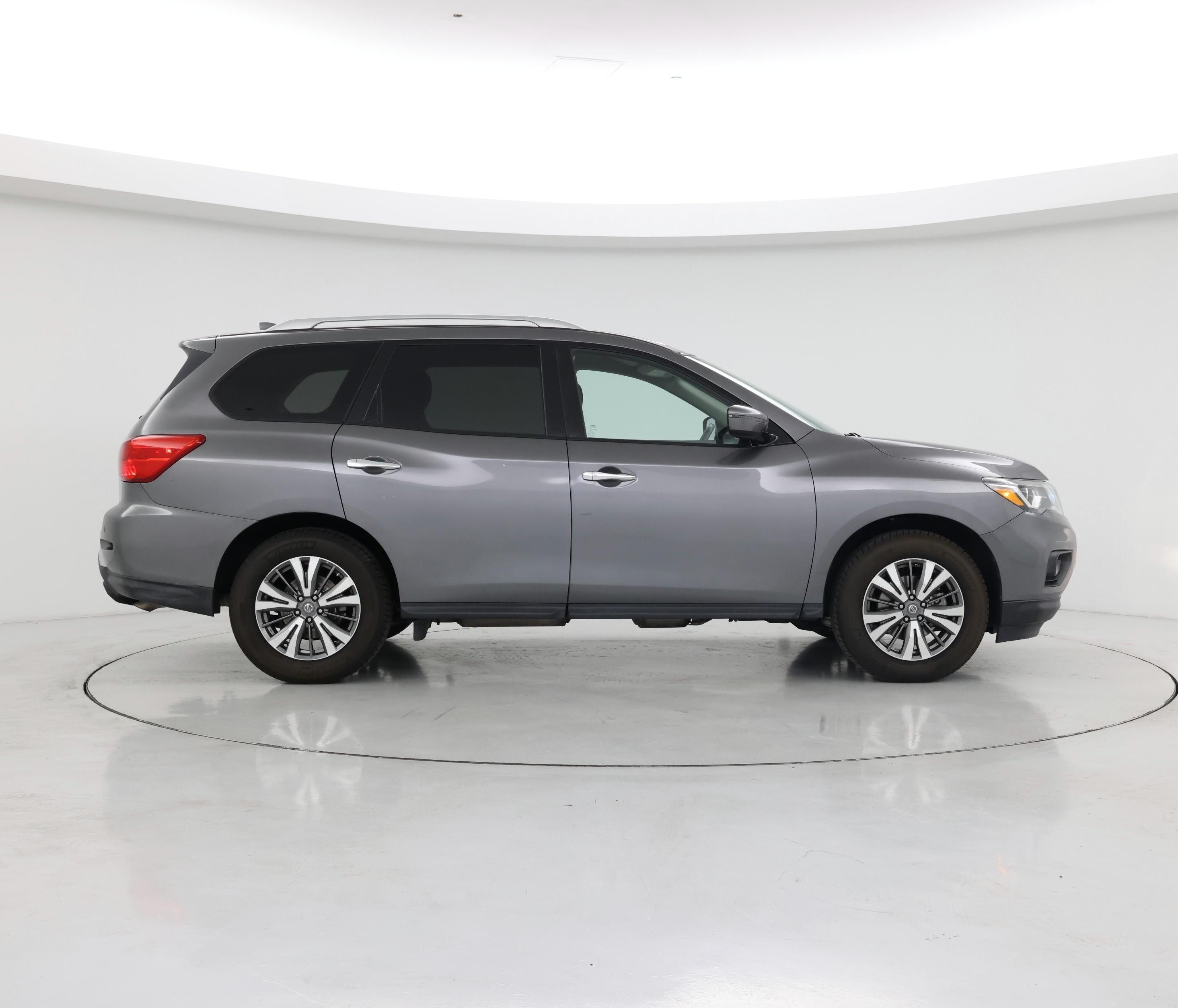 Thumbnail: 2019 Nissan Pathfinder - 7
