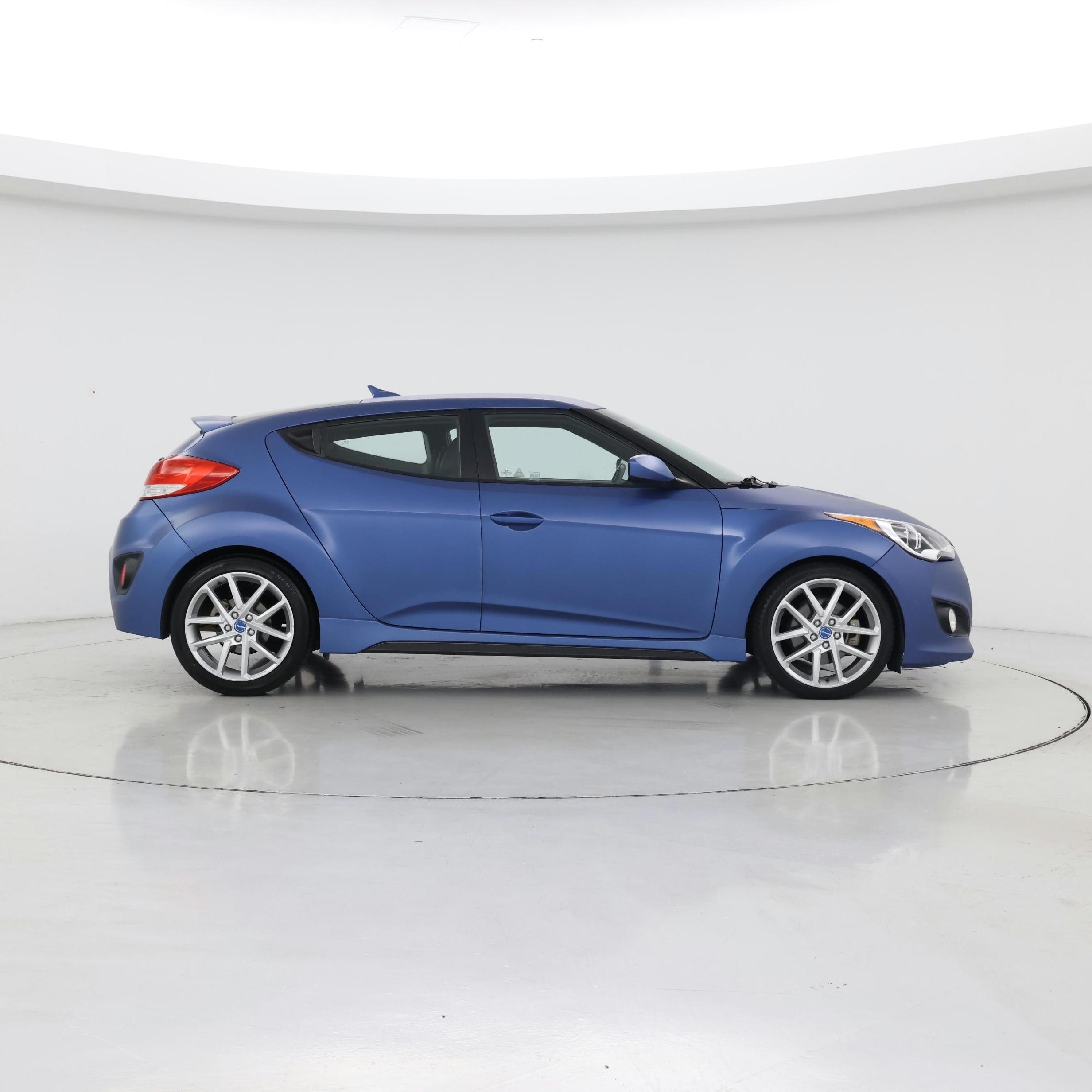 Thumbnail: 2016 Hyundai Veloster - 7