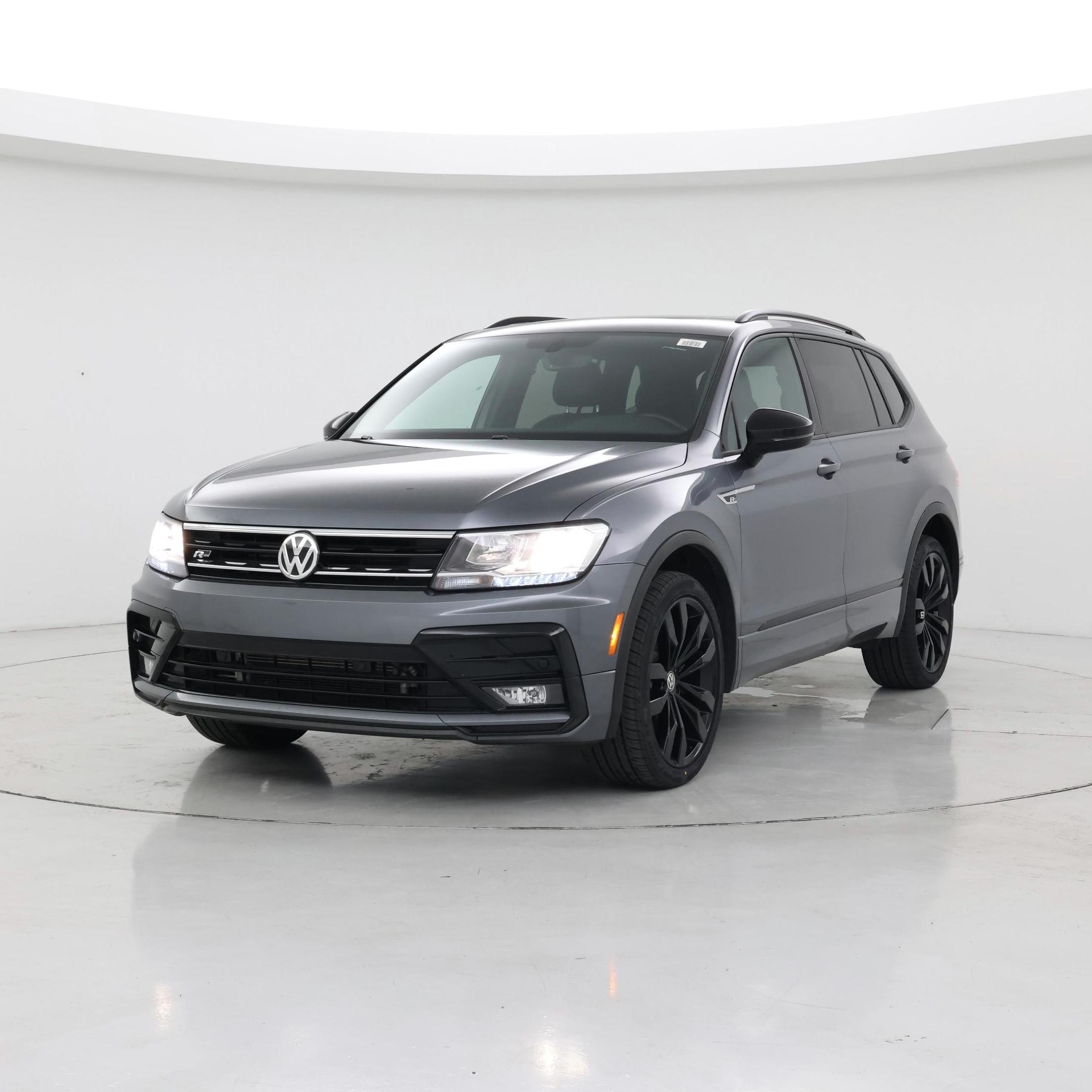 Thumbnail: 2020 Volkswagen Tiguan - 4