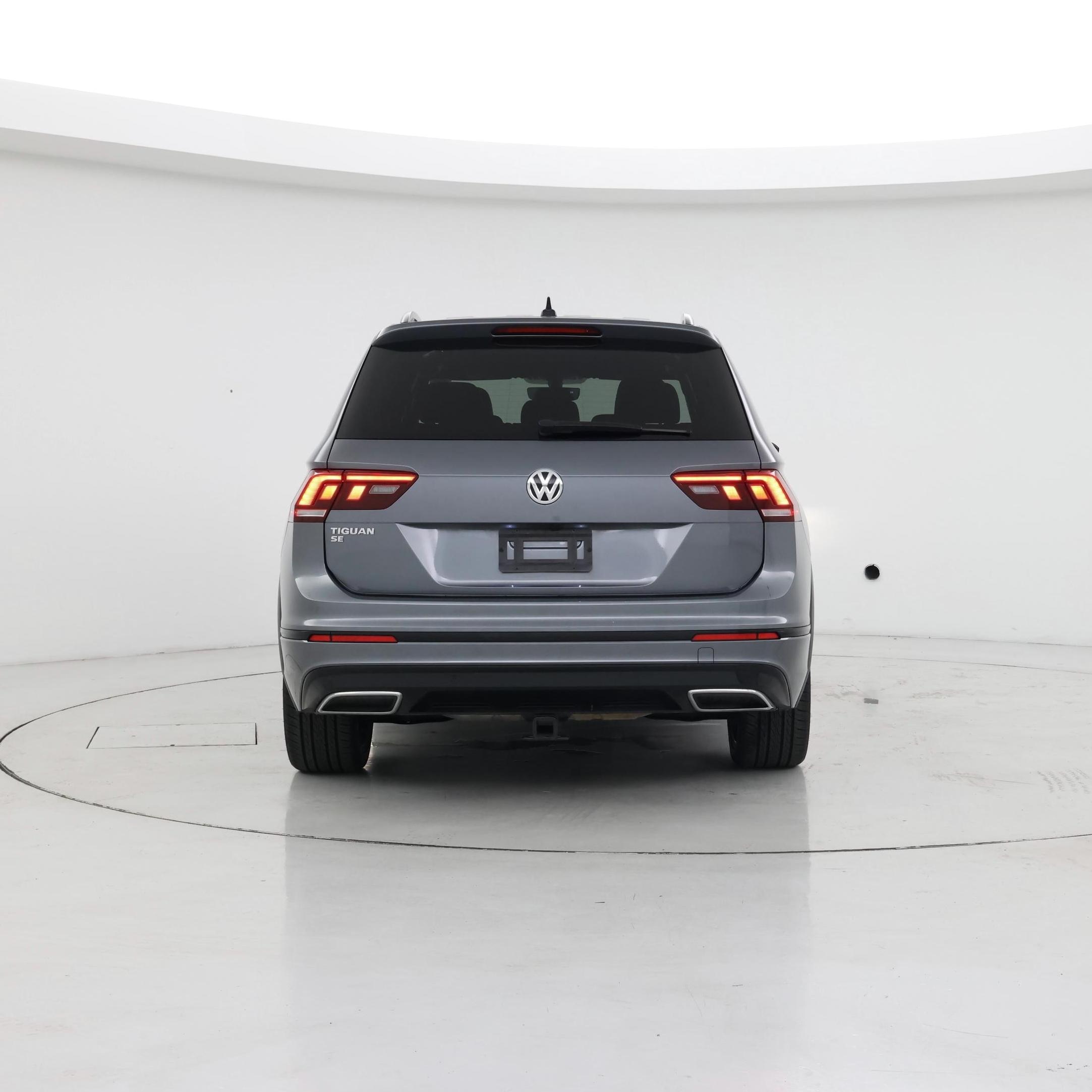 Thumbnail: 2020 Volkswagen Tiguan - 6