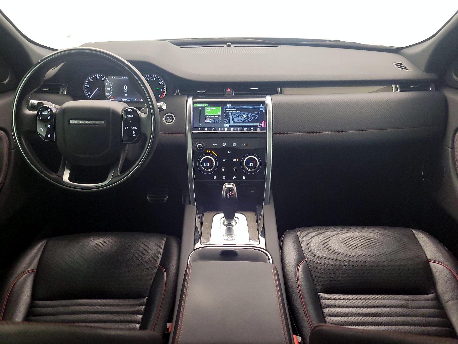 Thumbnail: 2020 Land Rover Discovery Sport - 9