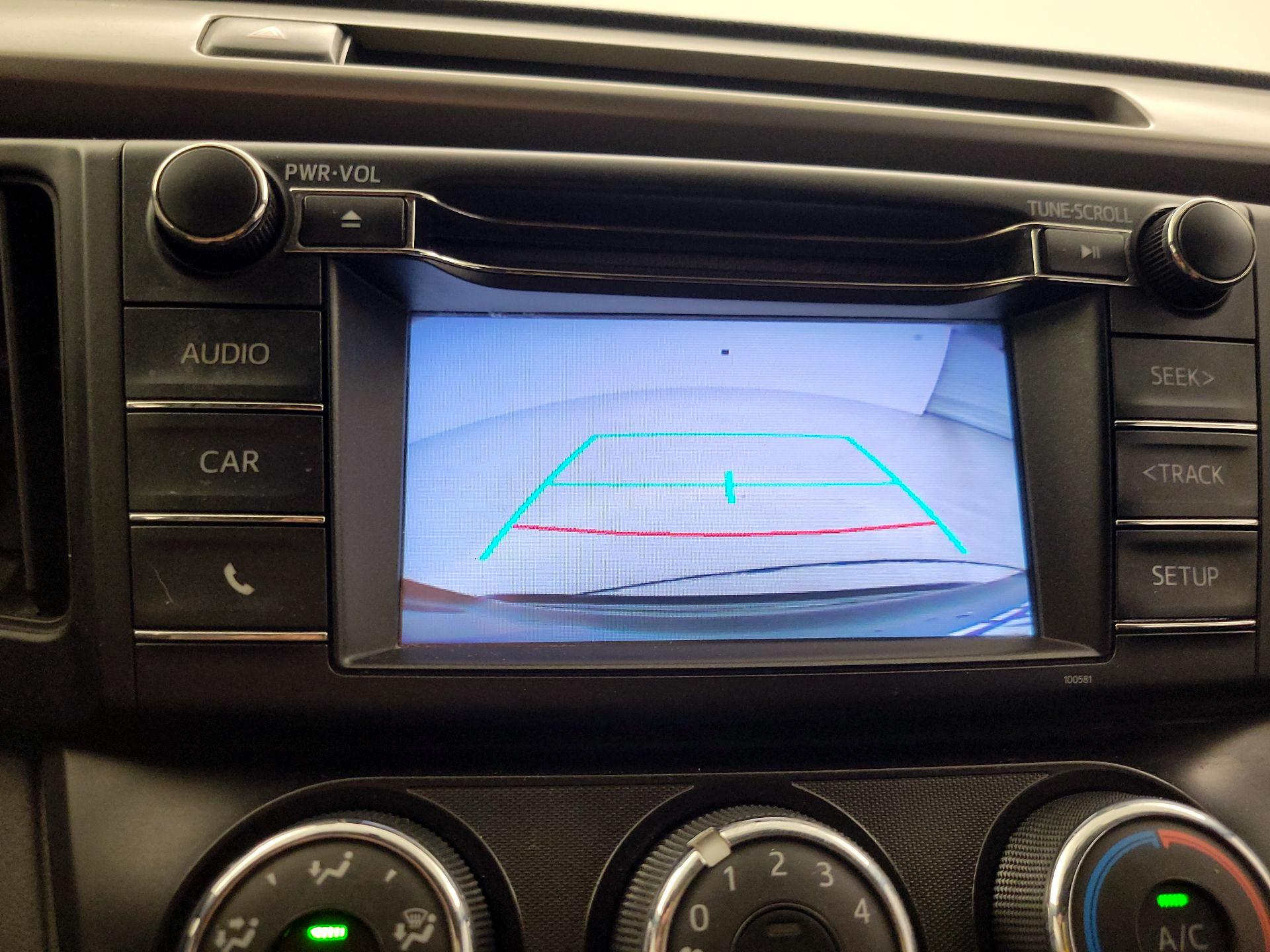 Thumbnail: 2016 Toyota RAV4 - 14