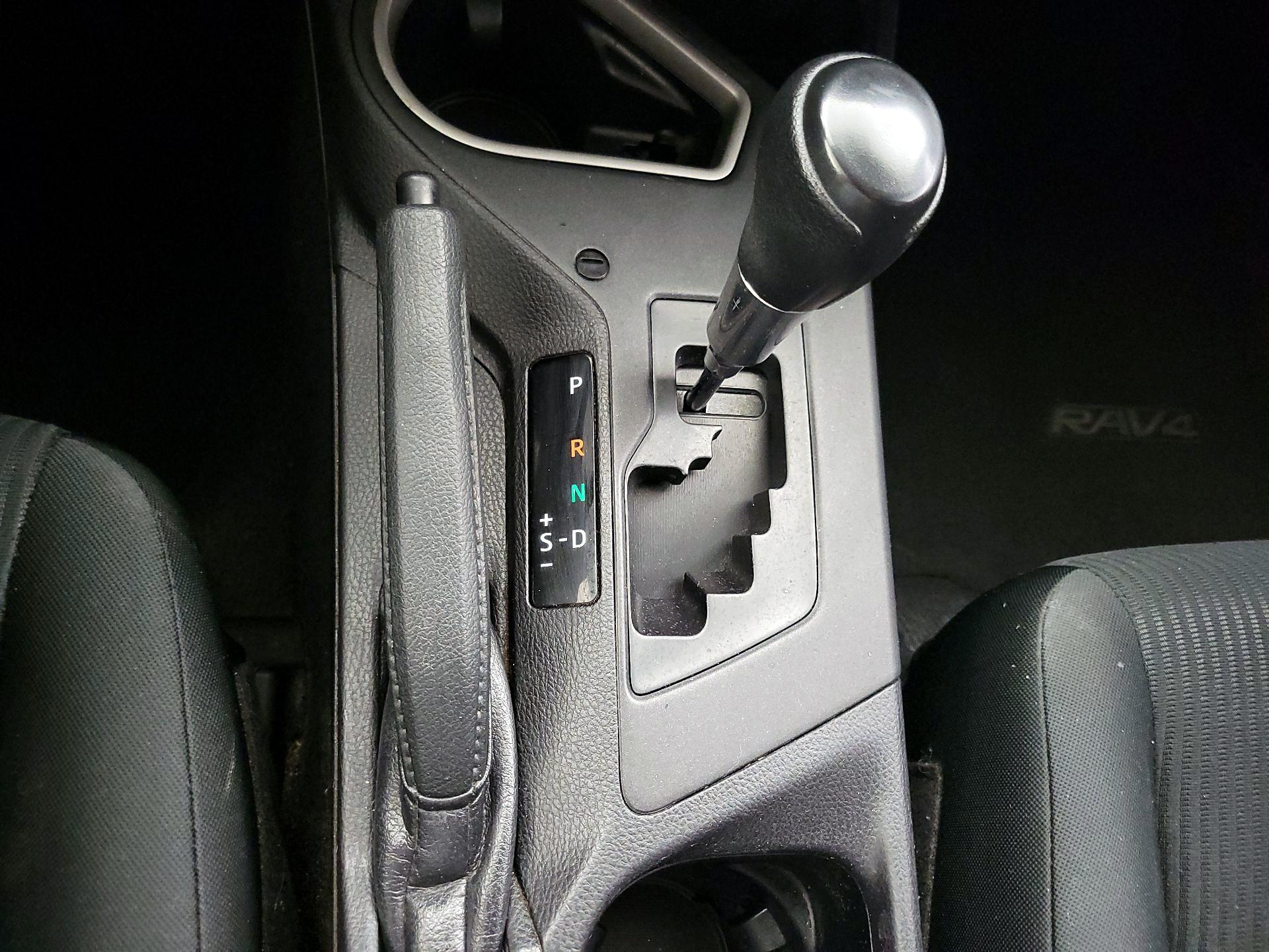 Thumbnail: 2016 Toyota RAV4 - 17