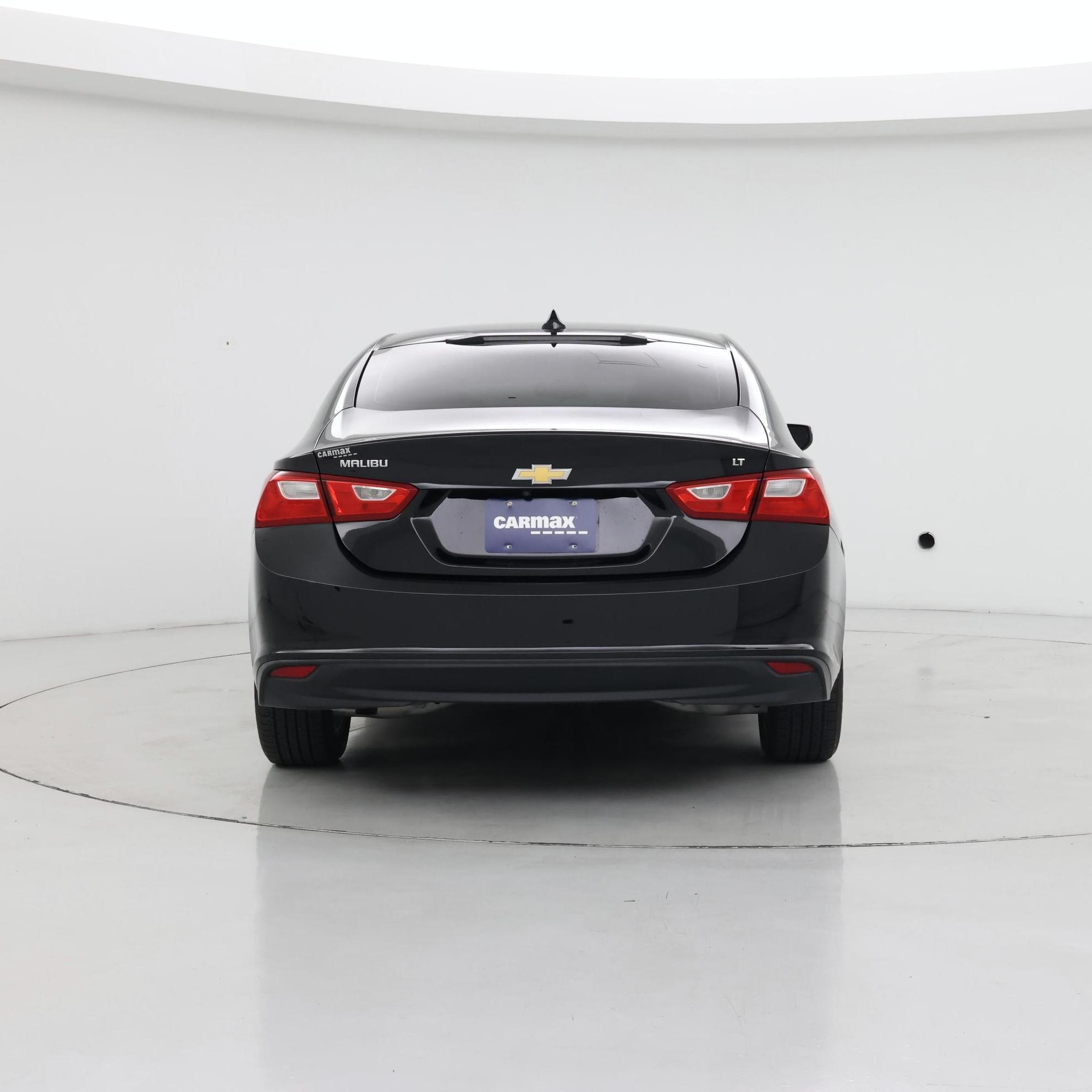 Thumbnail: 2018 Chevrolet Malibu - 6