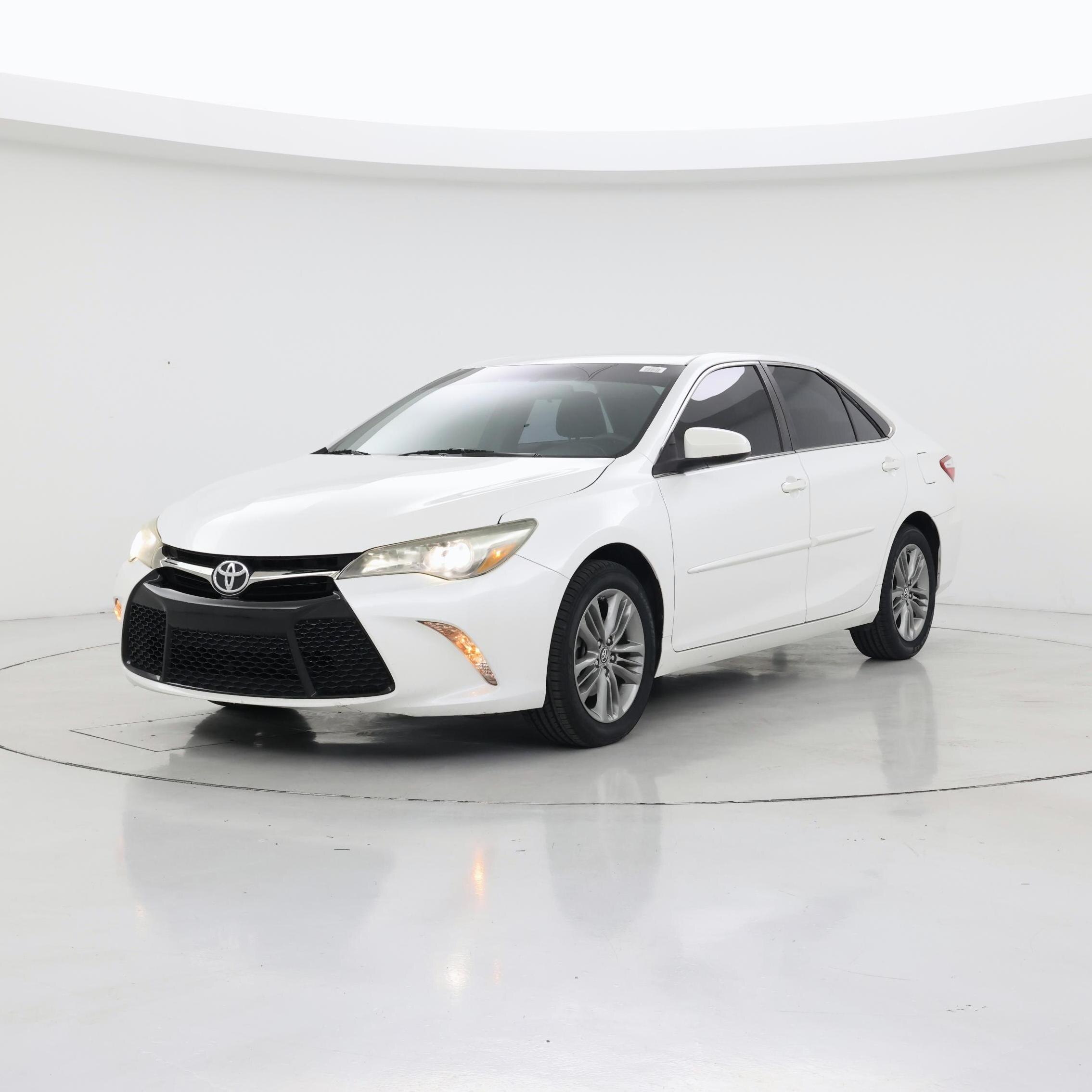 Thumbnail: 2017 Toyota Camry - 4