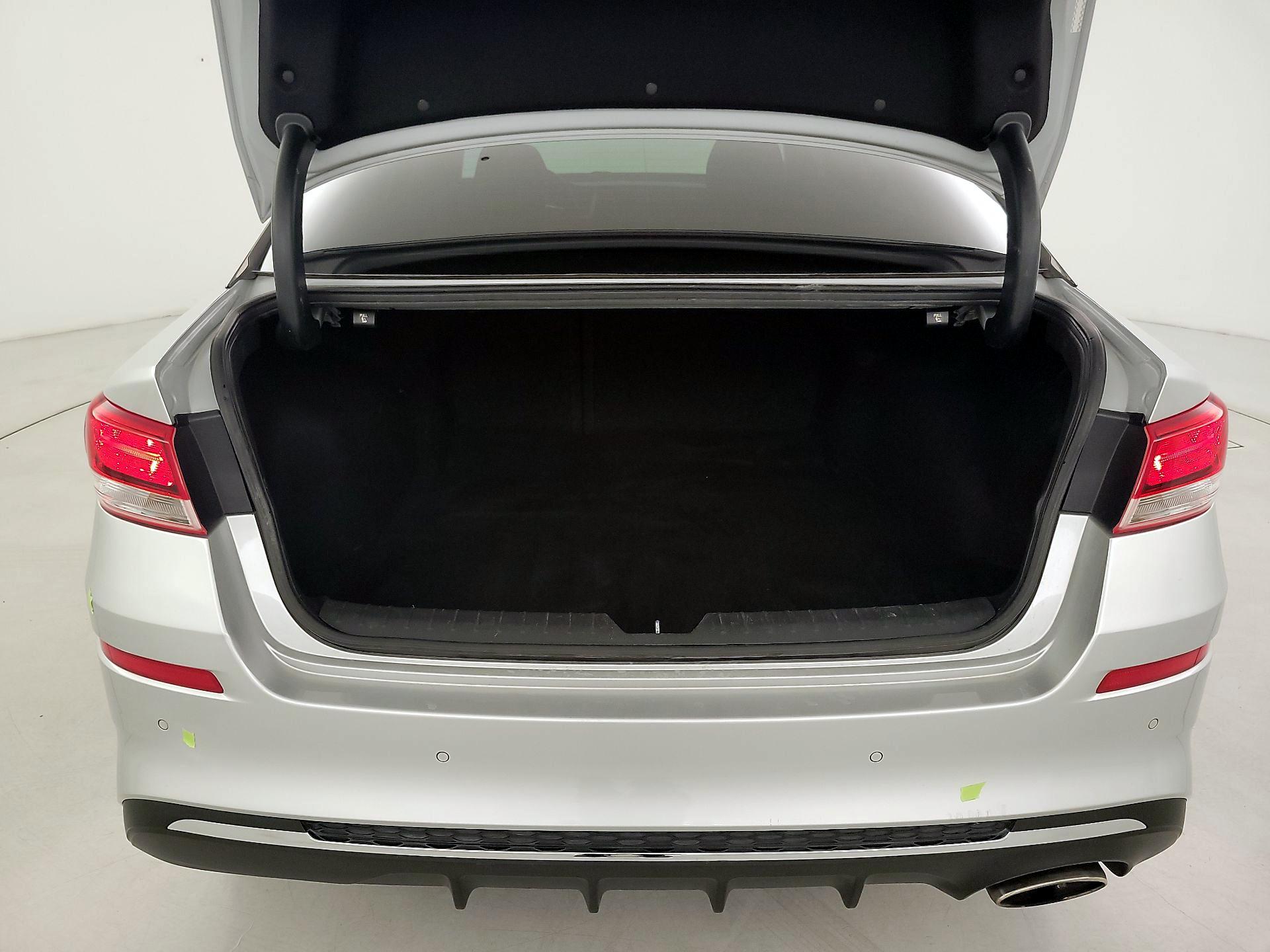 Thumbnail: 2019 Kia Optima - 20