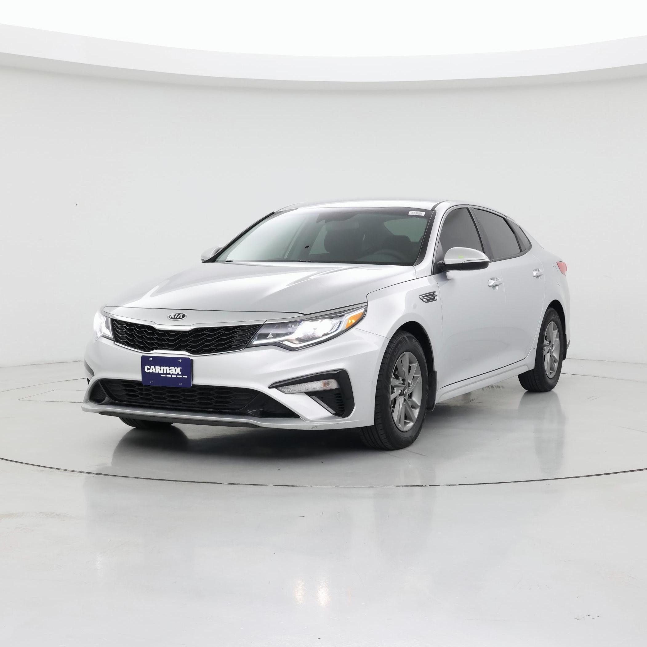 Thumbnail: 2019 Kia Optima - 4