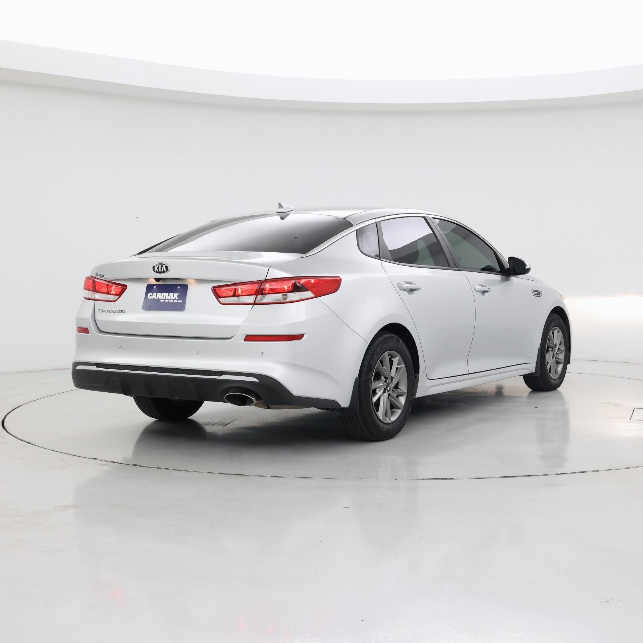 Thumbnail: 2019 Kia Optima - 8