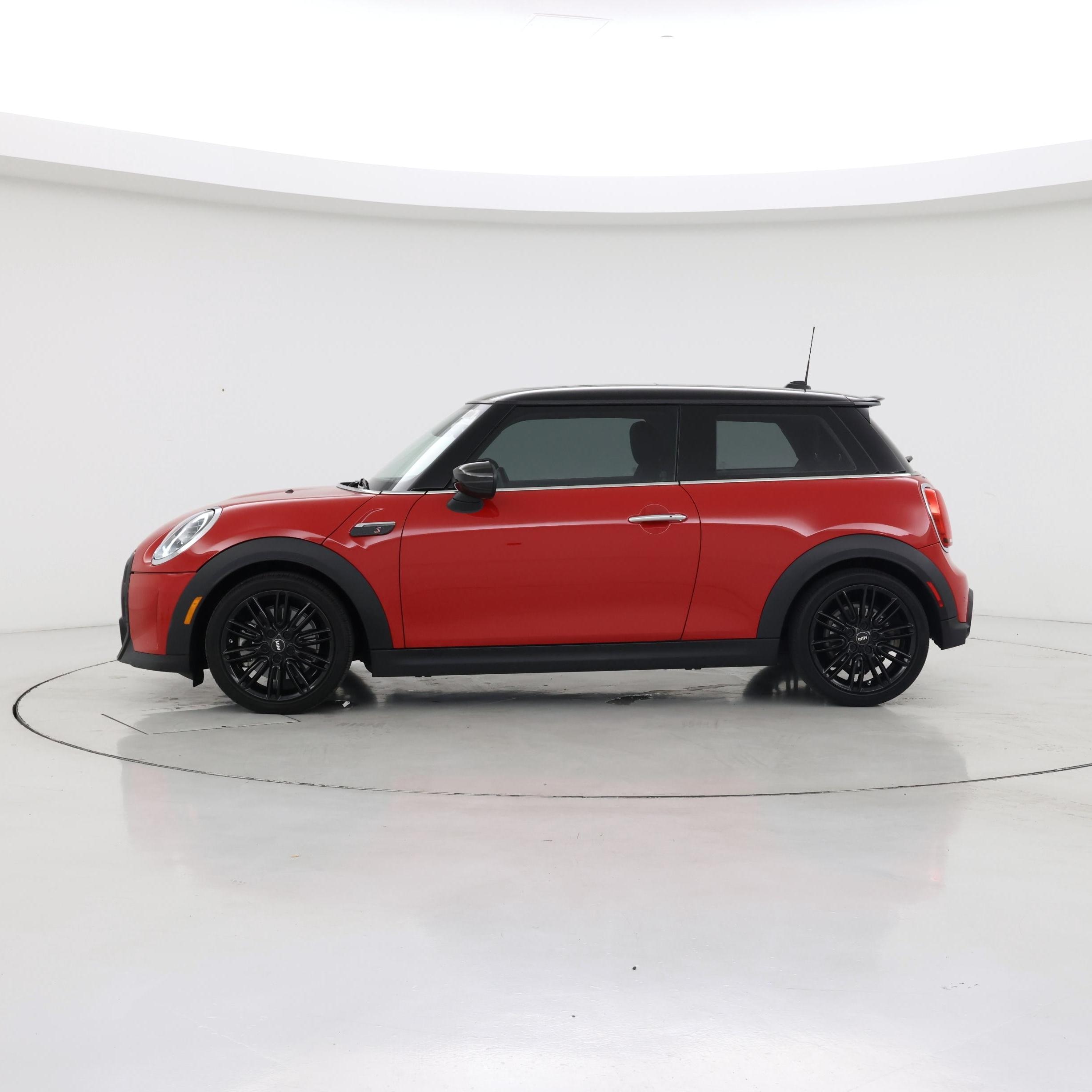 Thumbnail: 2023 MINI Cooper Hardtop - 3