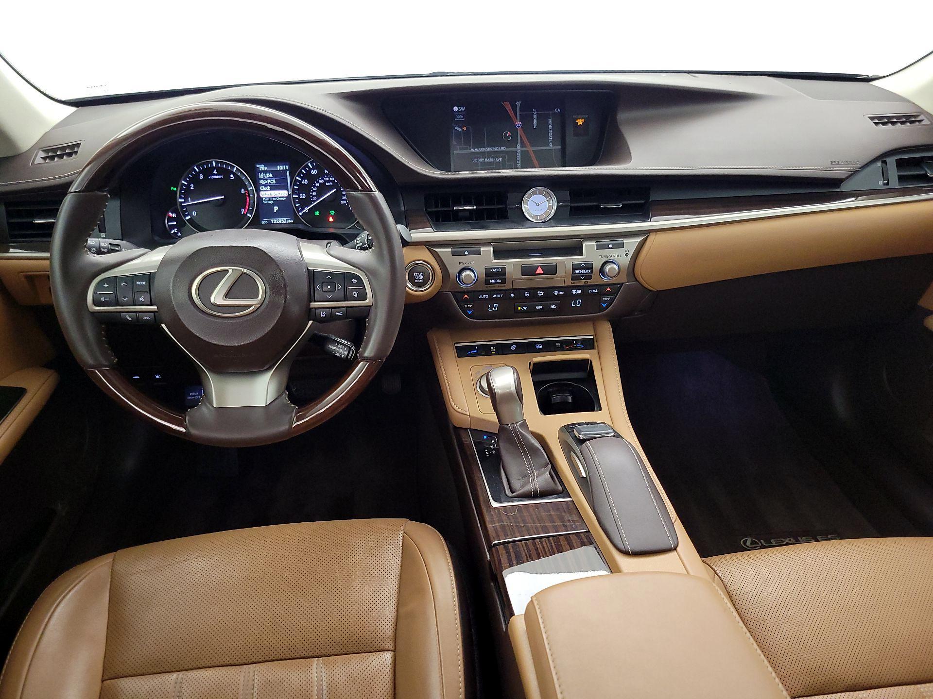 Thumbnail: 2017 Lexus ES - 9