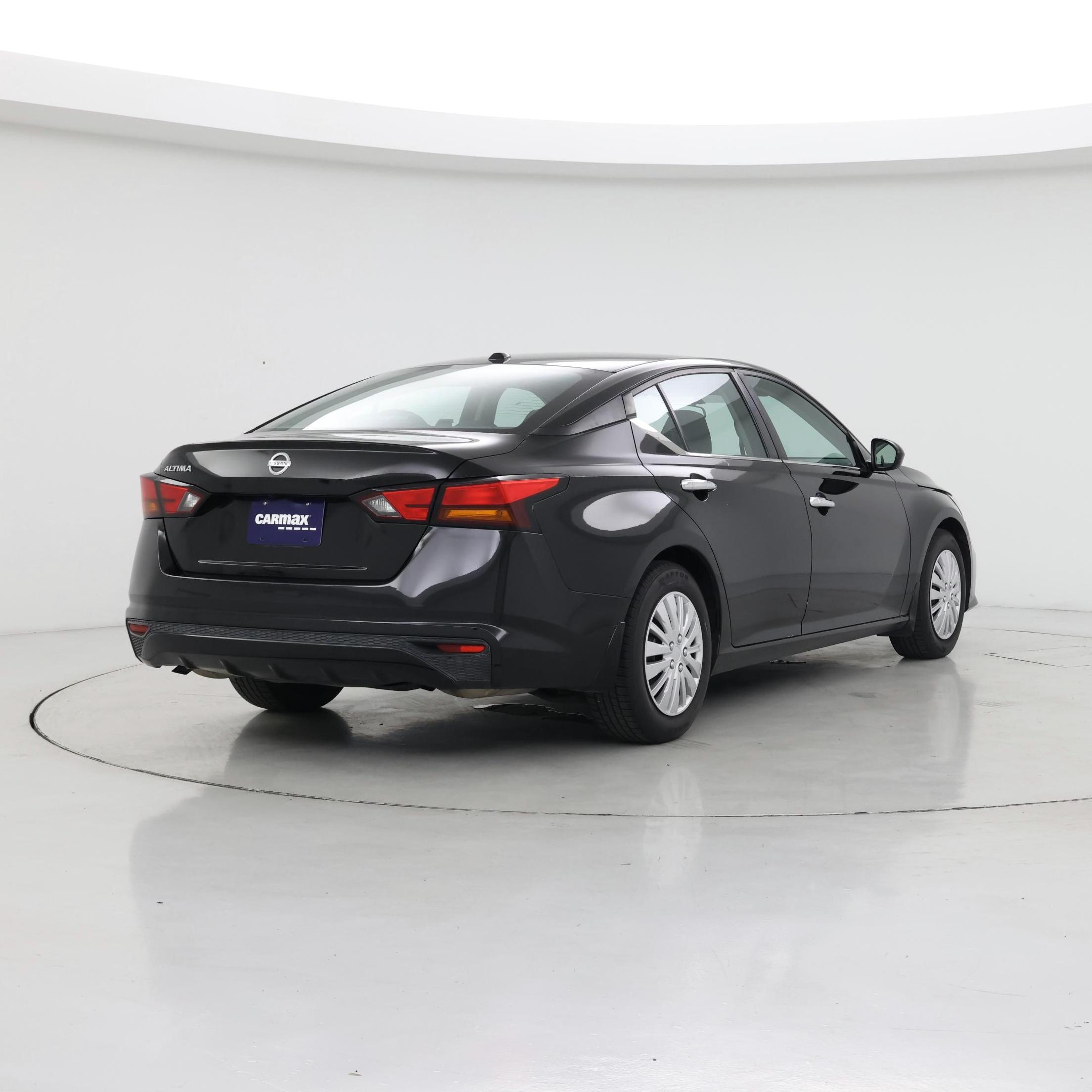 Thumbnail: 2019 Nissan Altima - 8