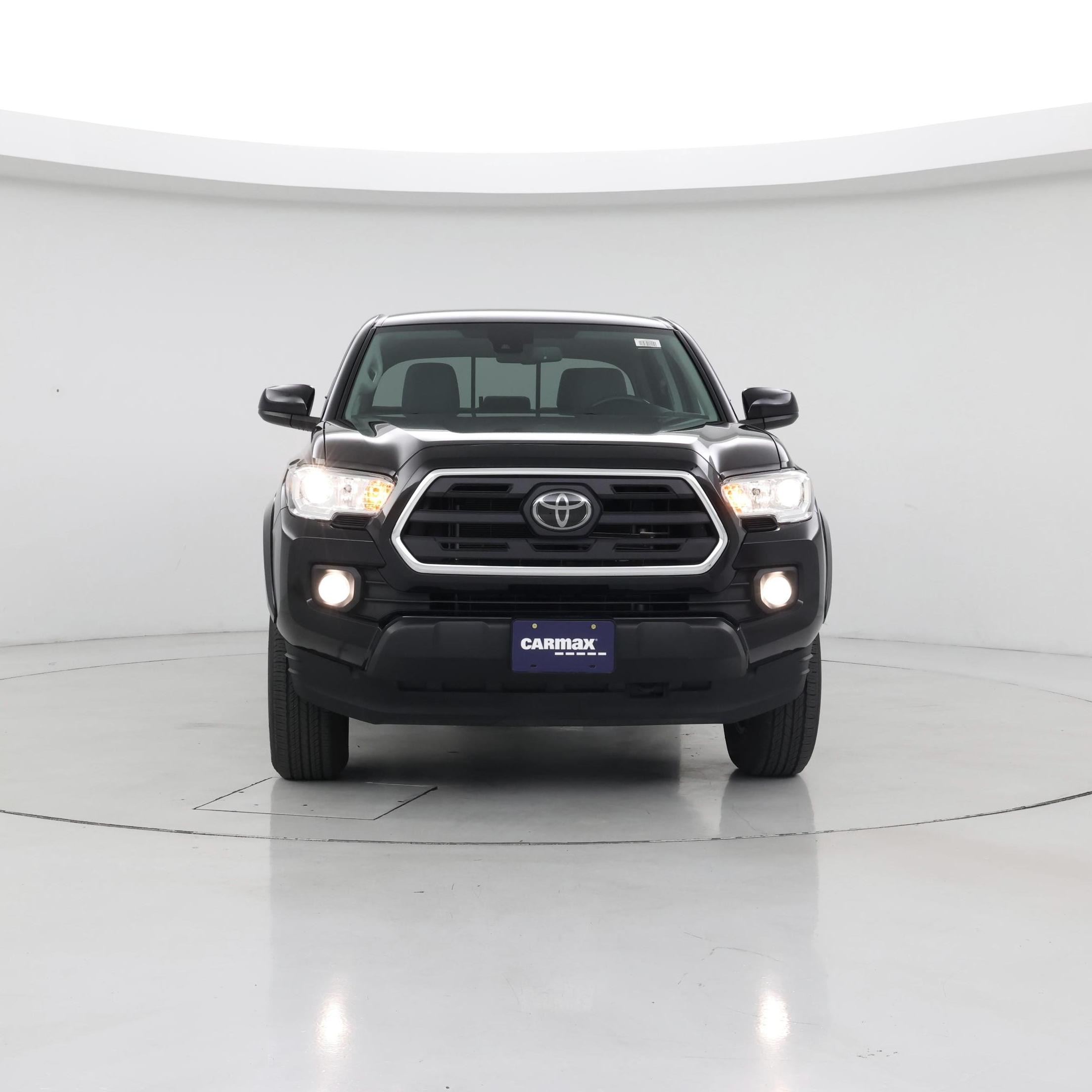Thumbnail: 2019 Toyota Tacoma - 5