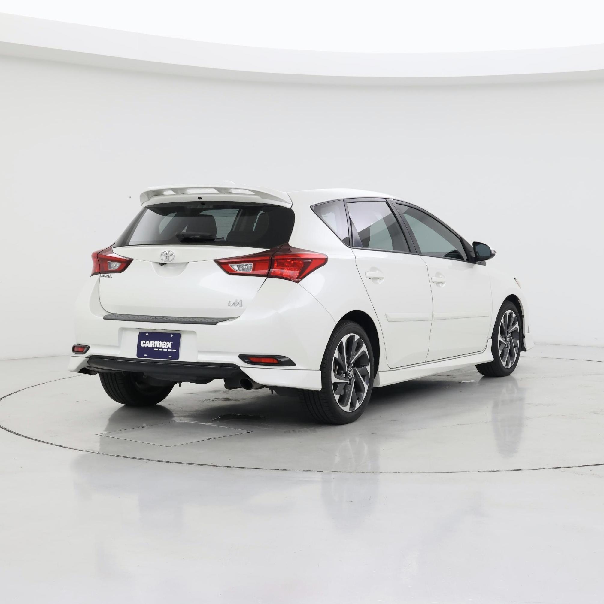 Thumbnail: 2017 Toyota Corolla iM - 8