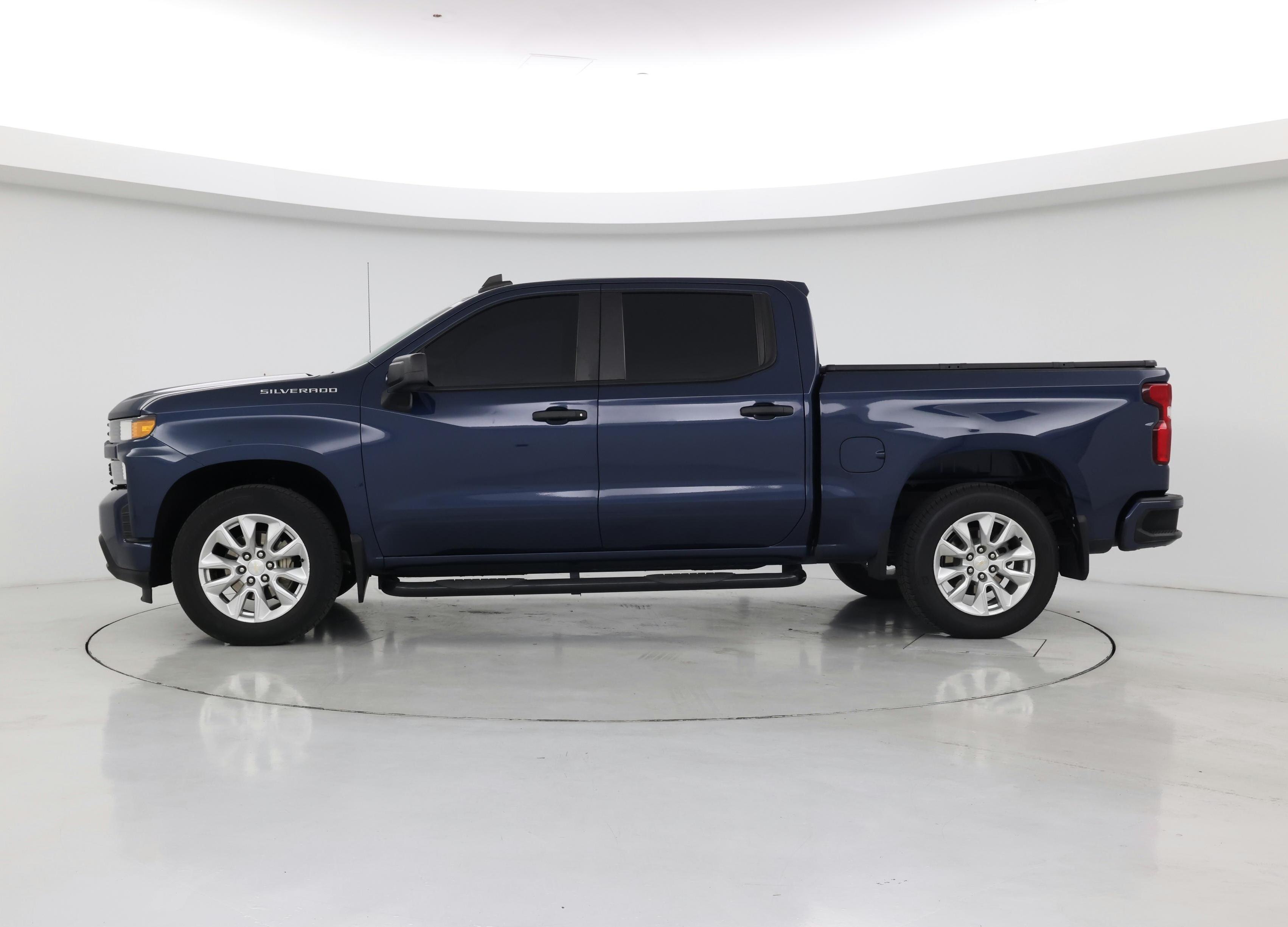 Thumbnail: 2020 Chevrolet Silverado 1500 - 3