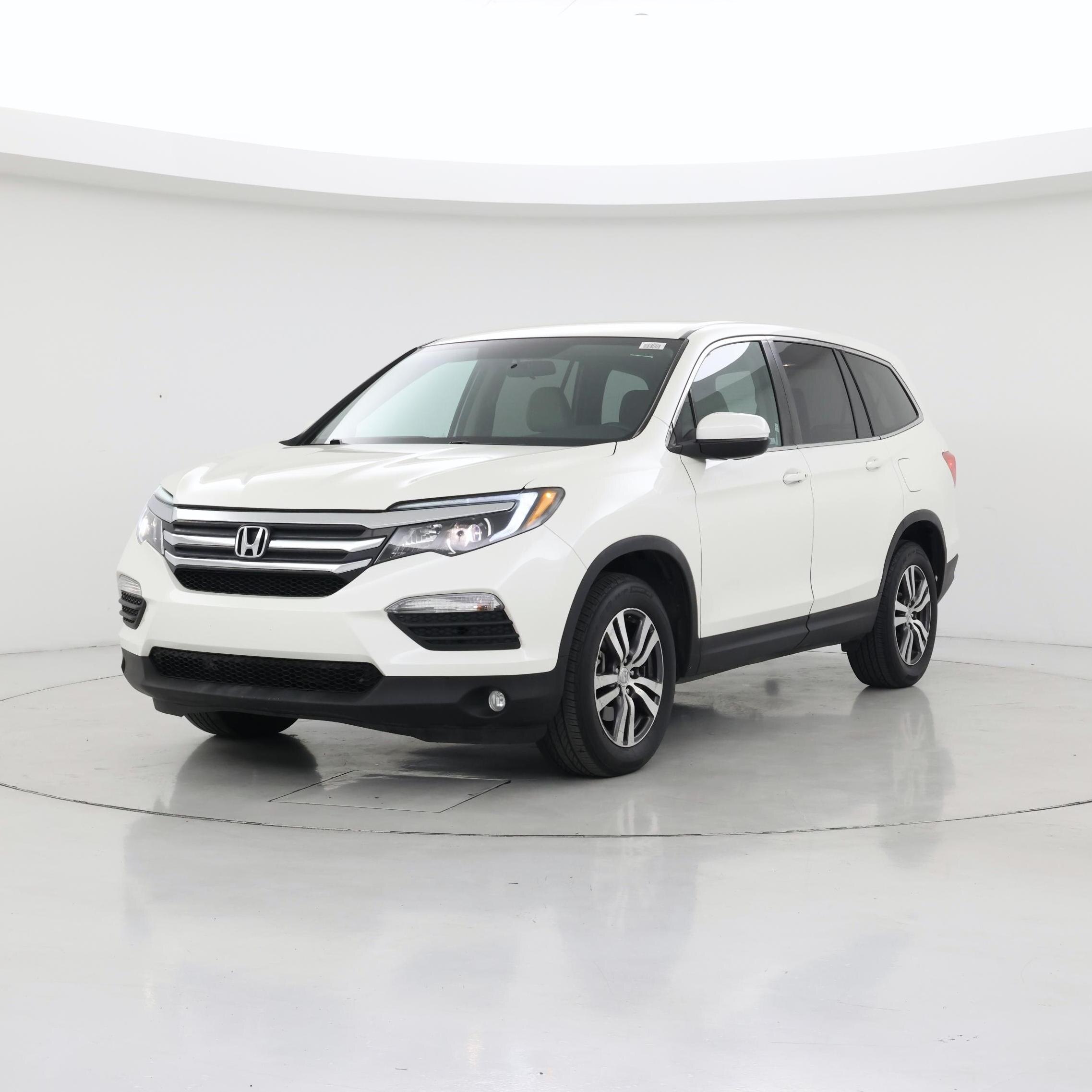 Thumbnail: 2018 Honda Pilot - 4