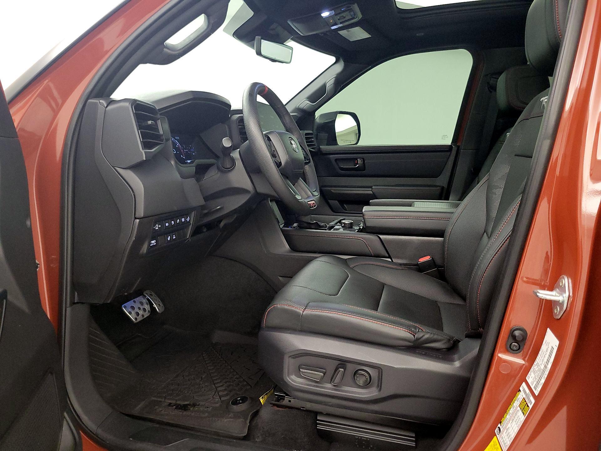Thumbnail: 2024 Toyota Tundra - 11