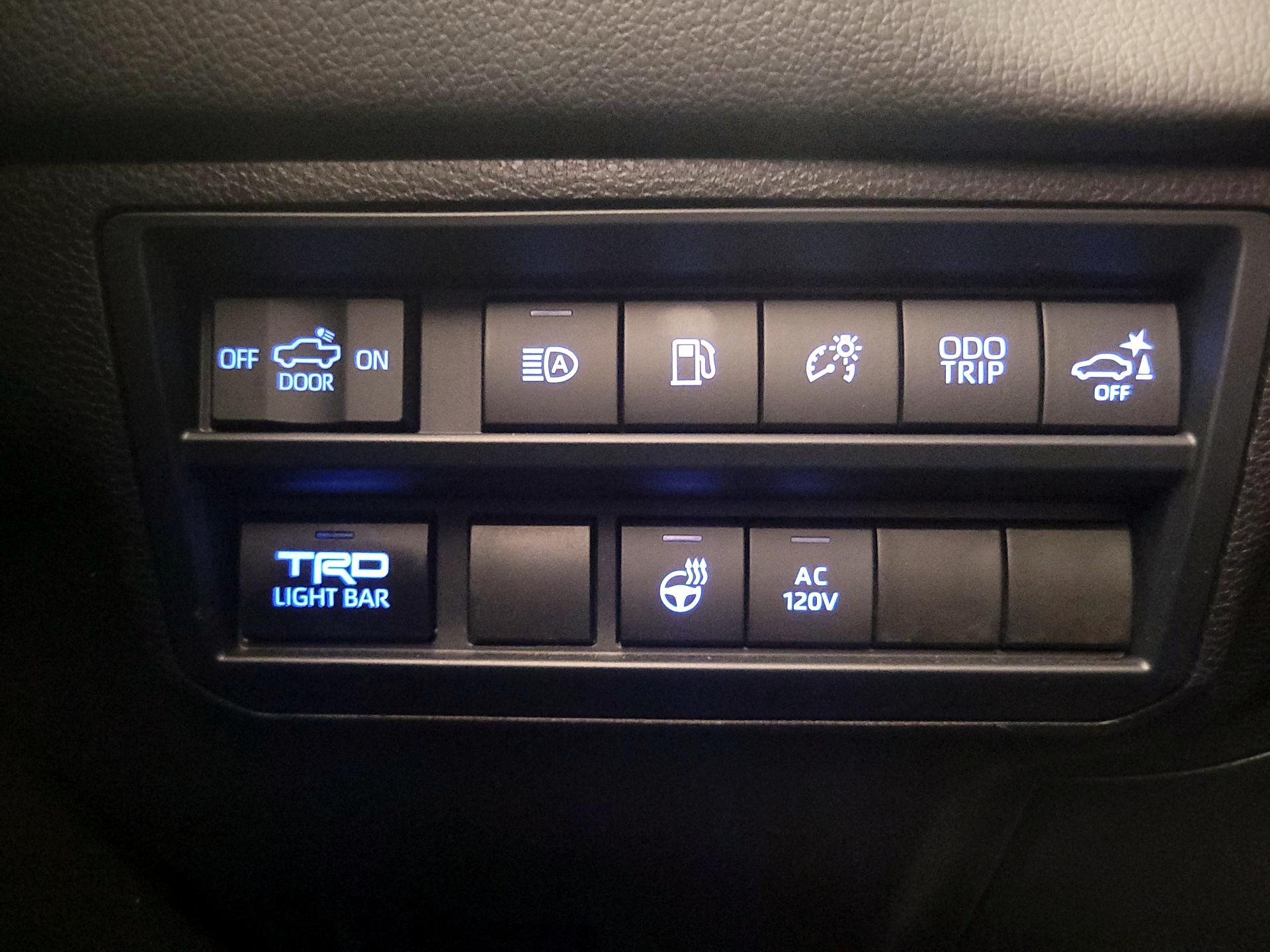 Thumbnail: 2024 Toyota Tundra - 13