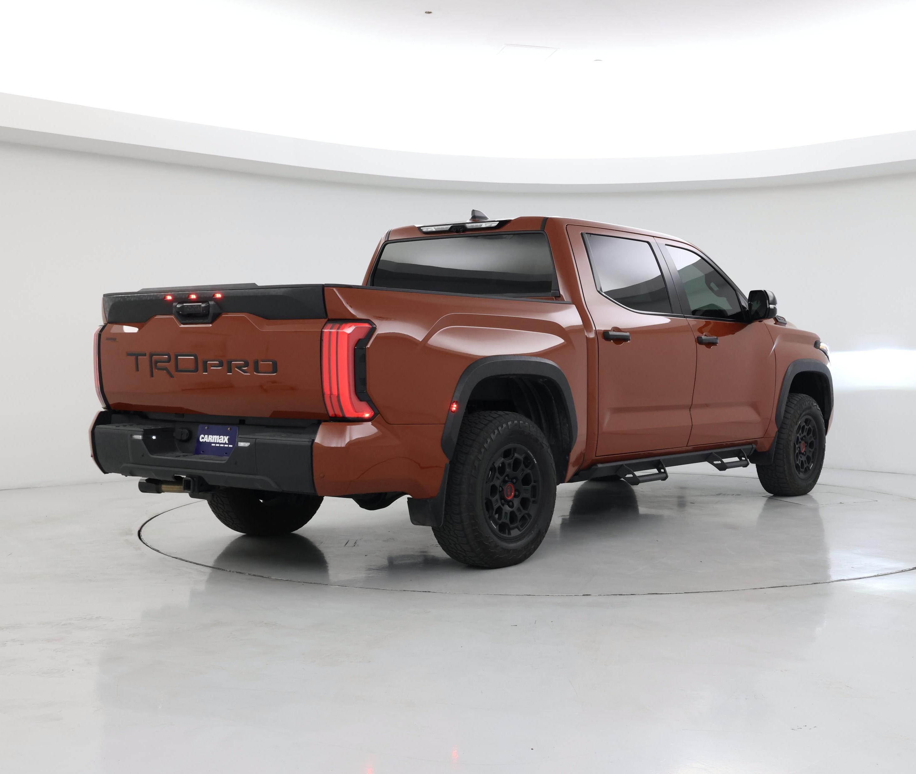 Thumbnail: 2024 Toyota Tundra - 8