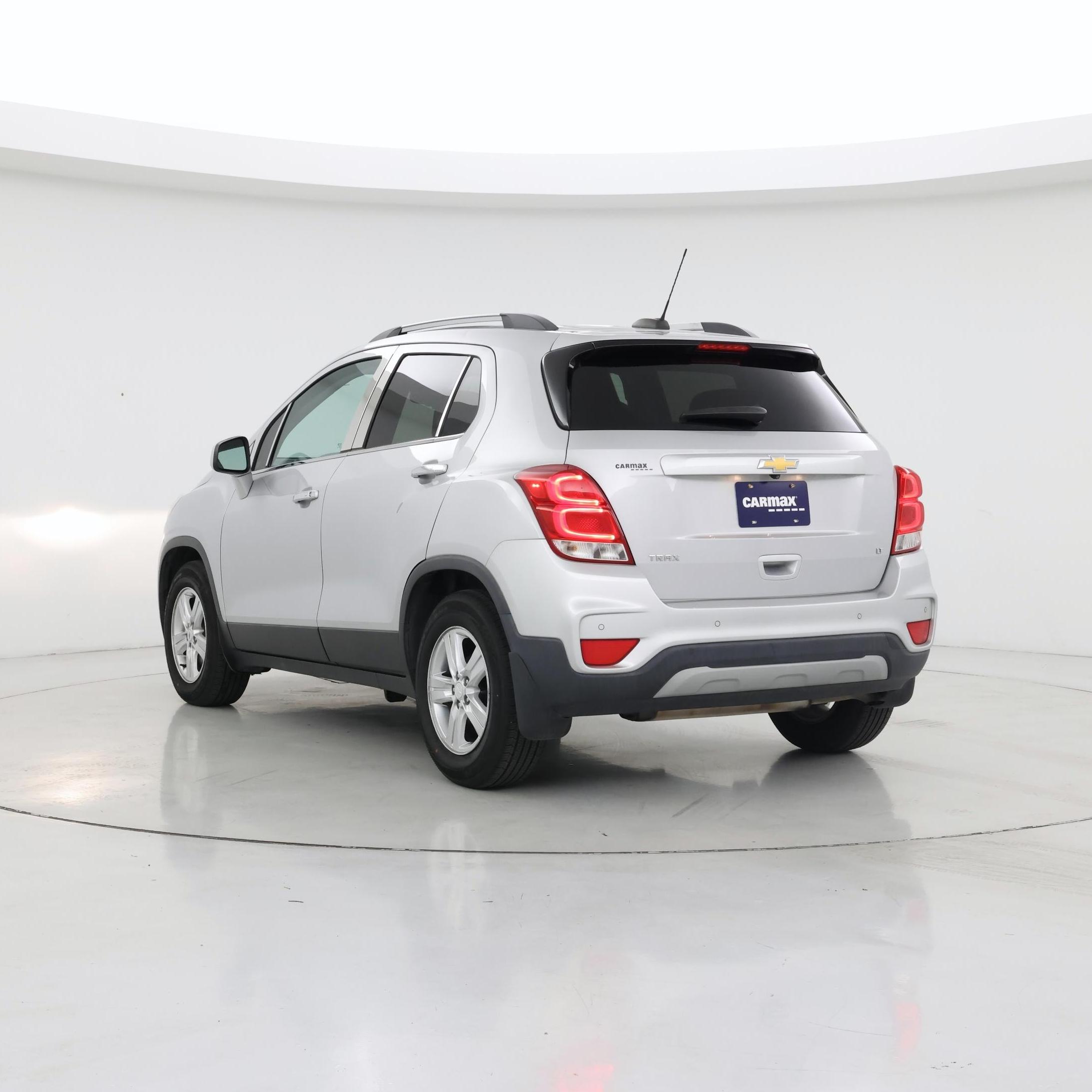 Thumbnail: 2018 Chevrolet Trax - 2