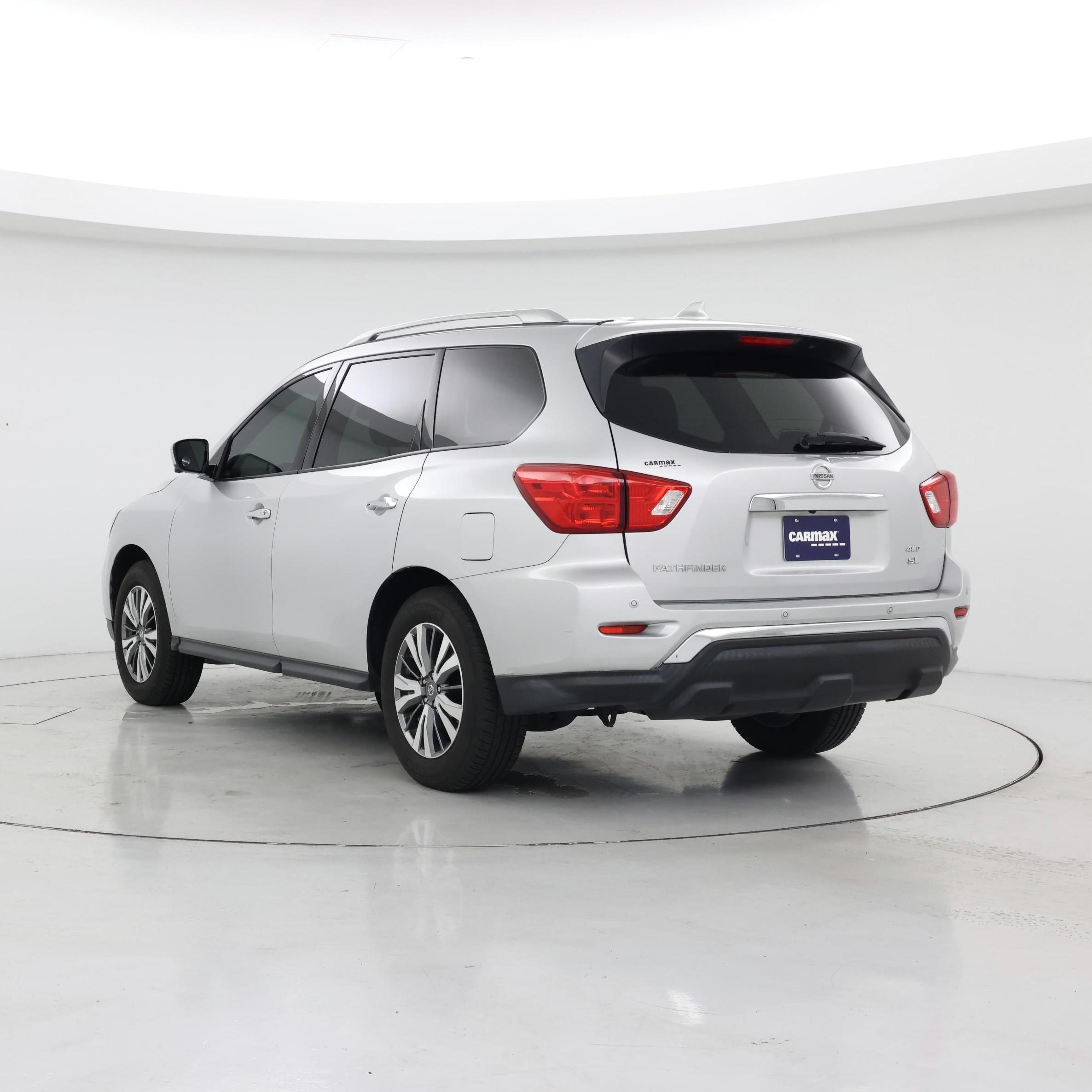 Thumbnail: 2019 Nissan Pathfinder - 2