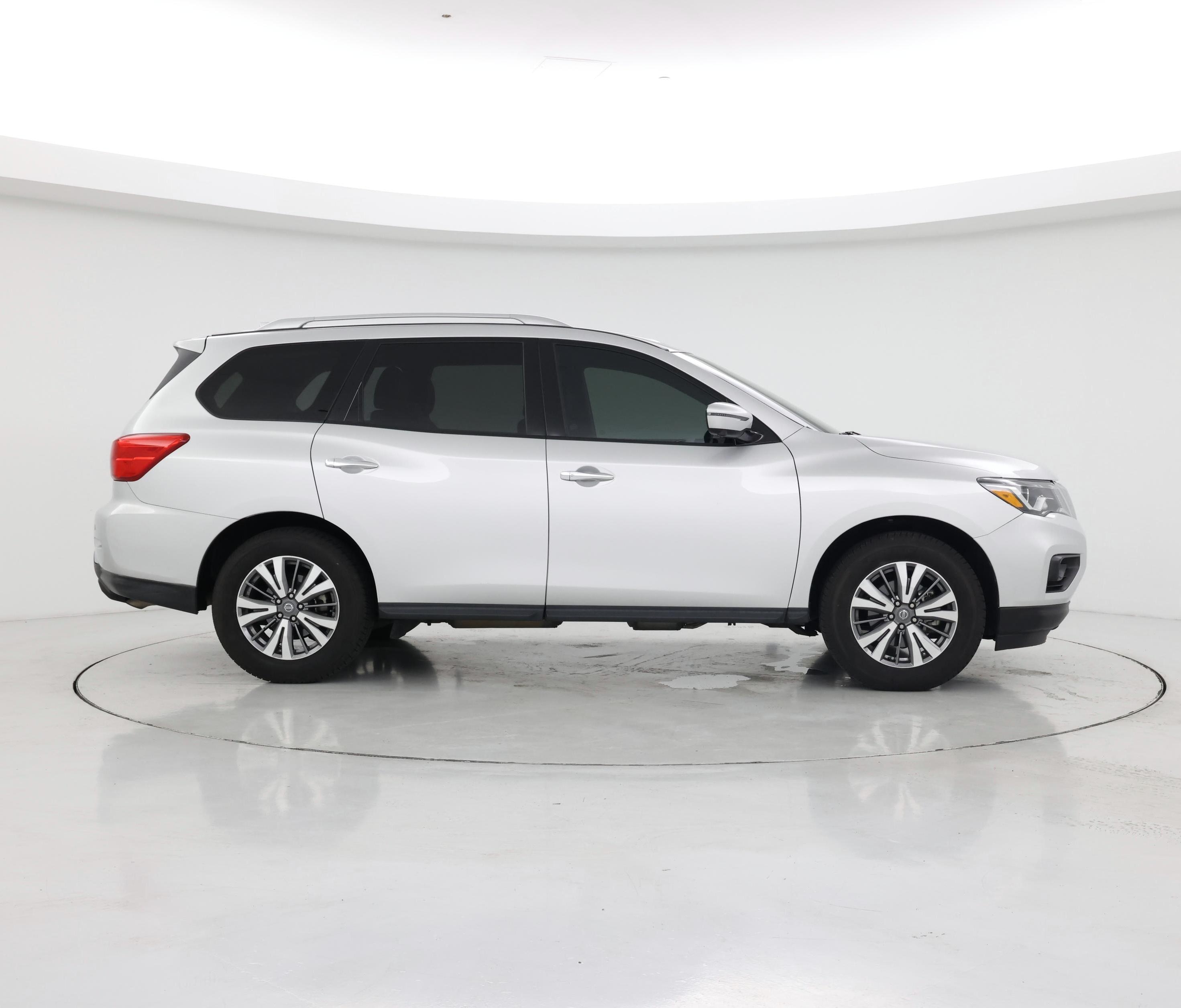 Thumbnail: 2019 Nissan Pathfinder - 7