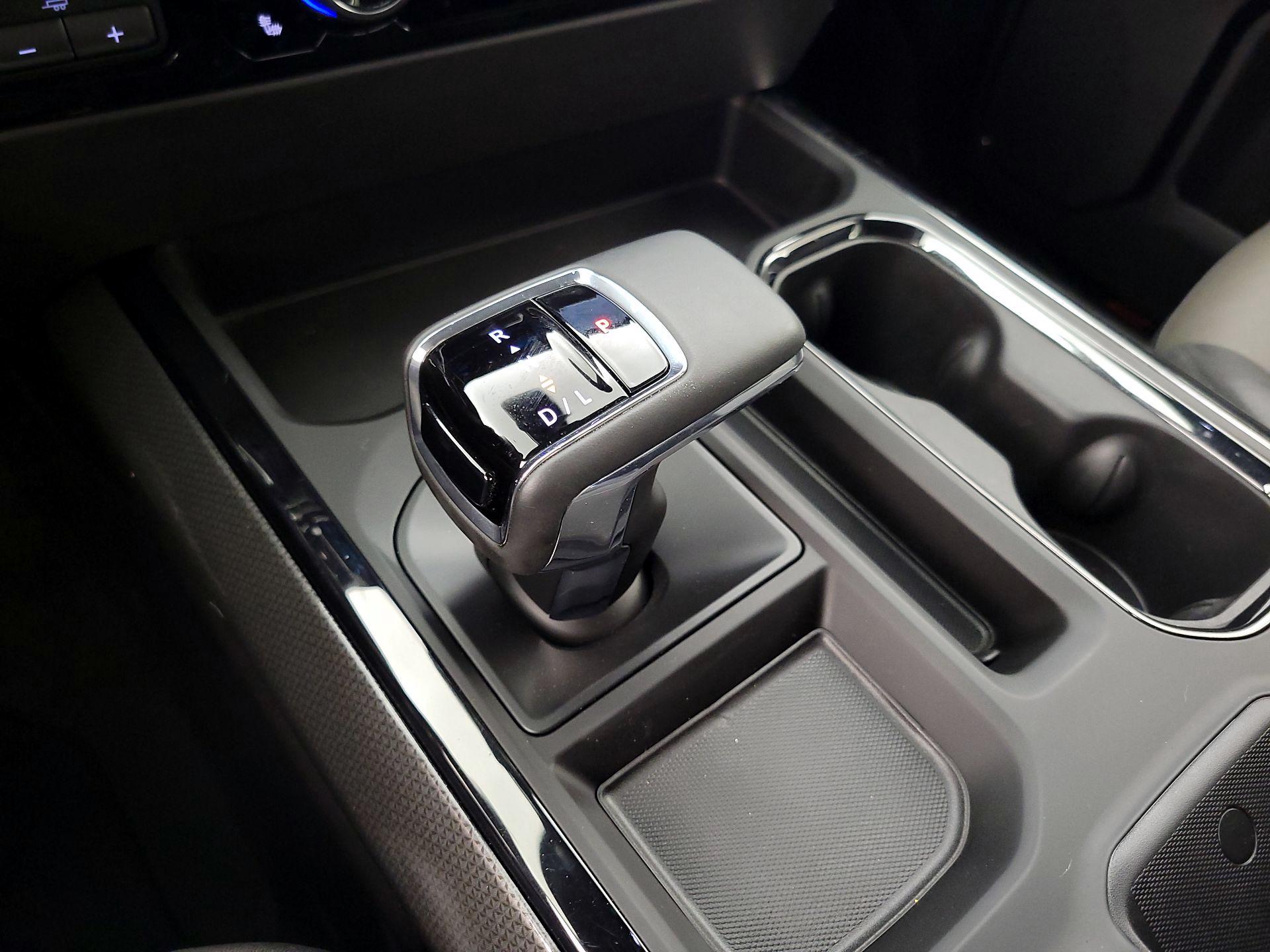 Thumbnail: 2025 Chevrolet Silverado 1500 - 18