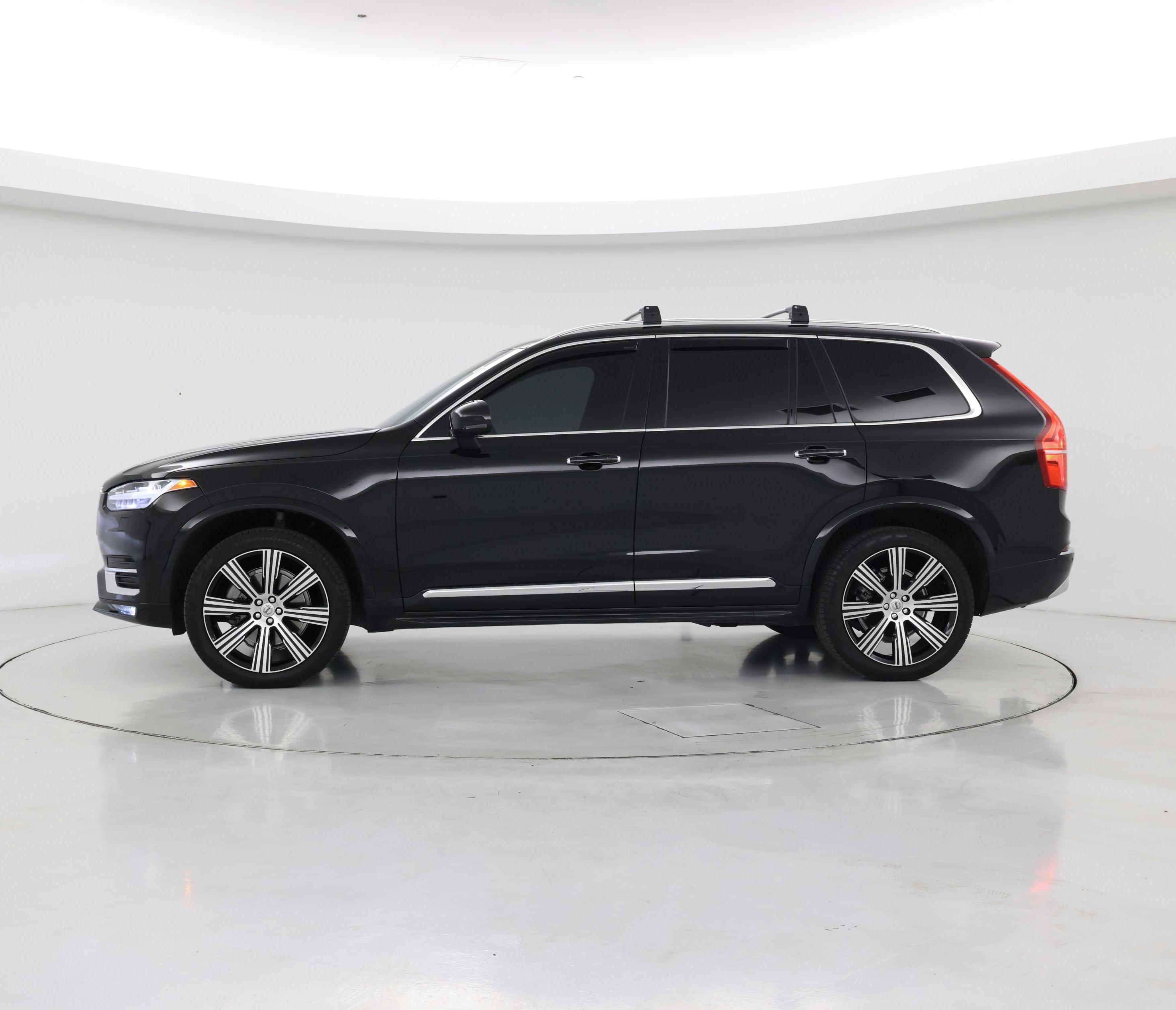 Thumbnail: 2022 Volvo XC90 - 3