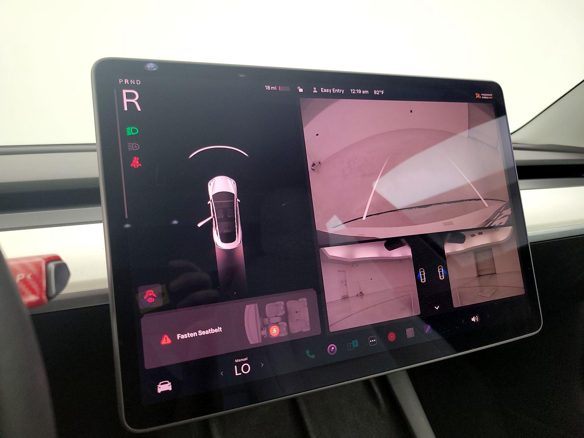 Thumbnail: 2021 Tesla Model 3 - 14