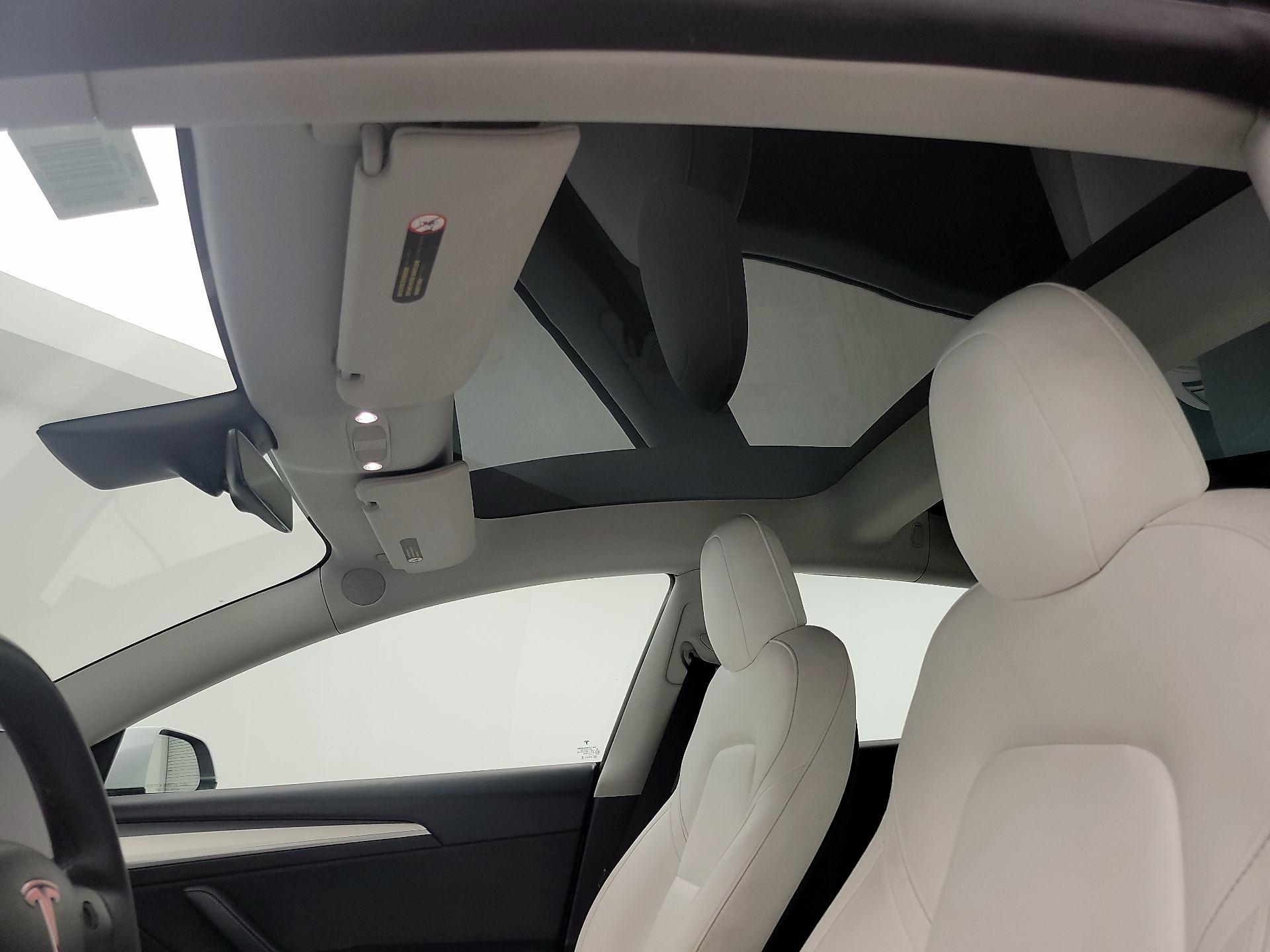Thumbnail: 2021 Tesla Model 3 - 18