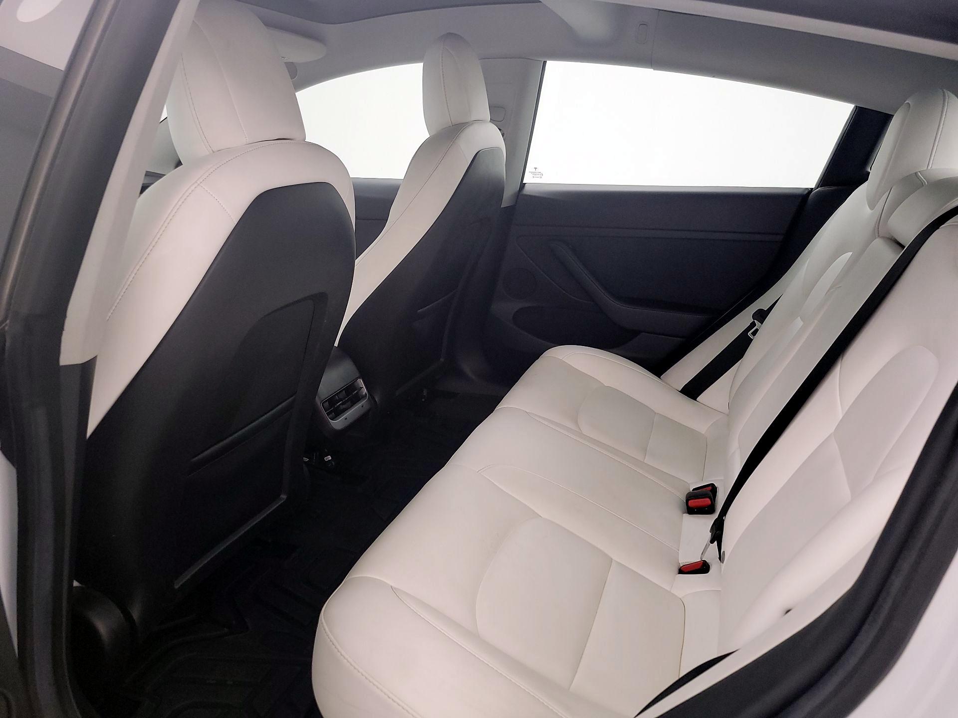 Thumbnail: 2021 Tesla Model 3 - 19