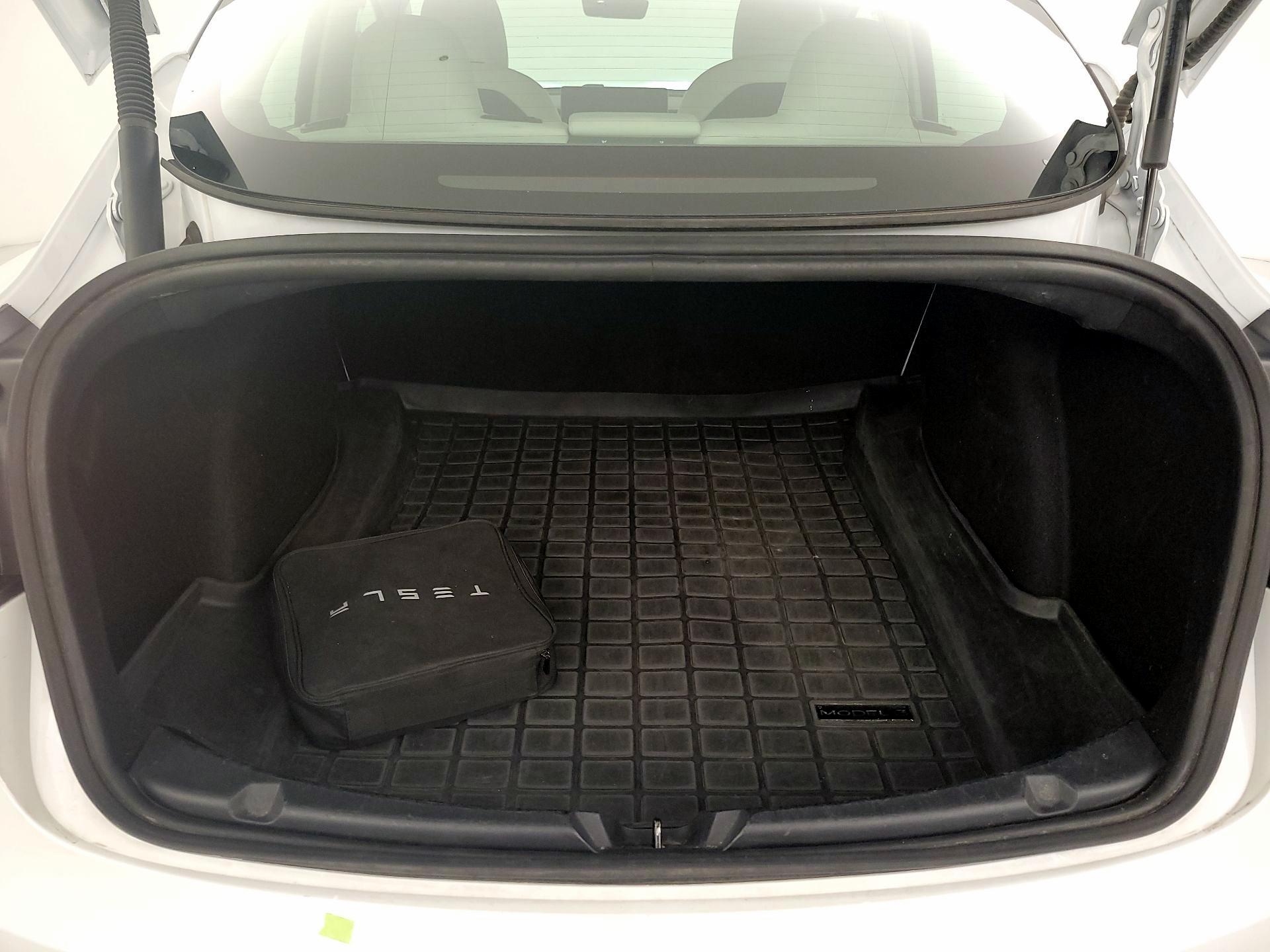 Thumbnail: 2021 Tesla Model 3 - 20