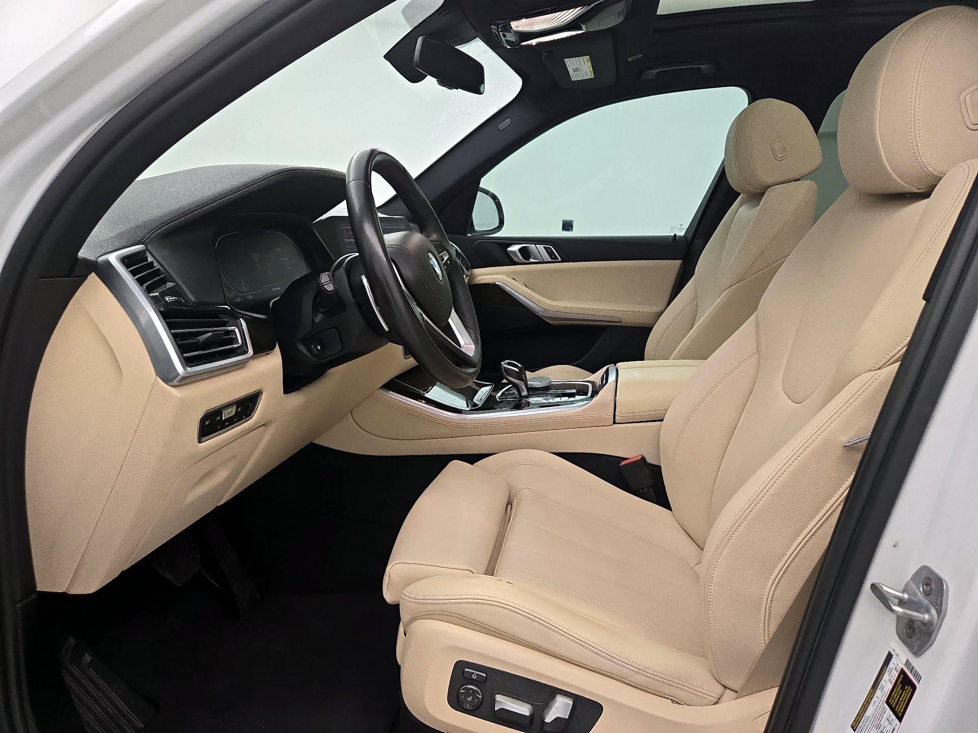 Thumbnail: 2020 BMW X5 - 11