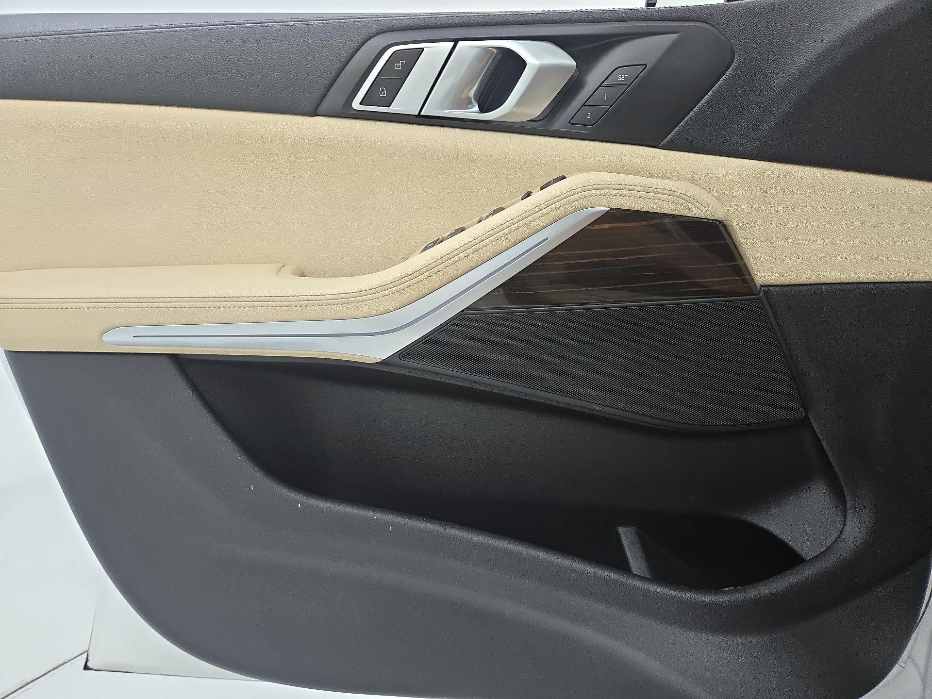 Thumbnail: 2020 BMW X5 - 12