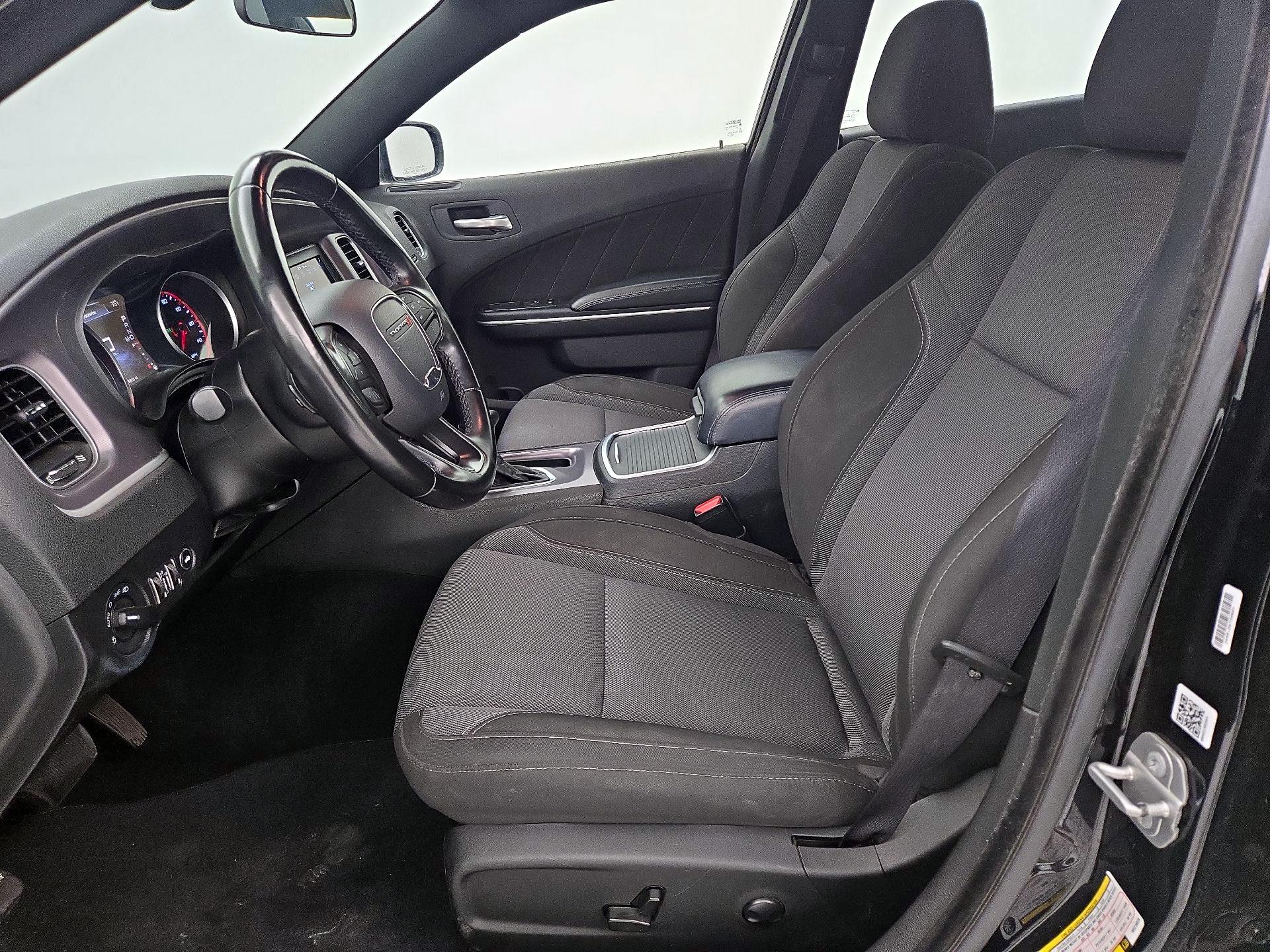 Thumbnail: 2022 Dodge Charger - 11