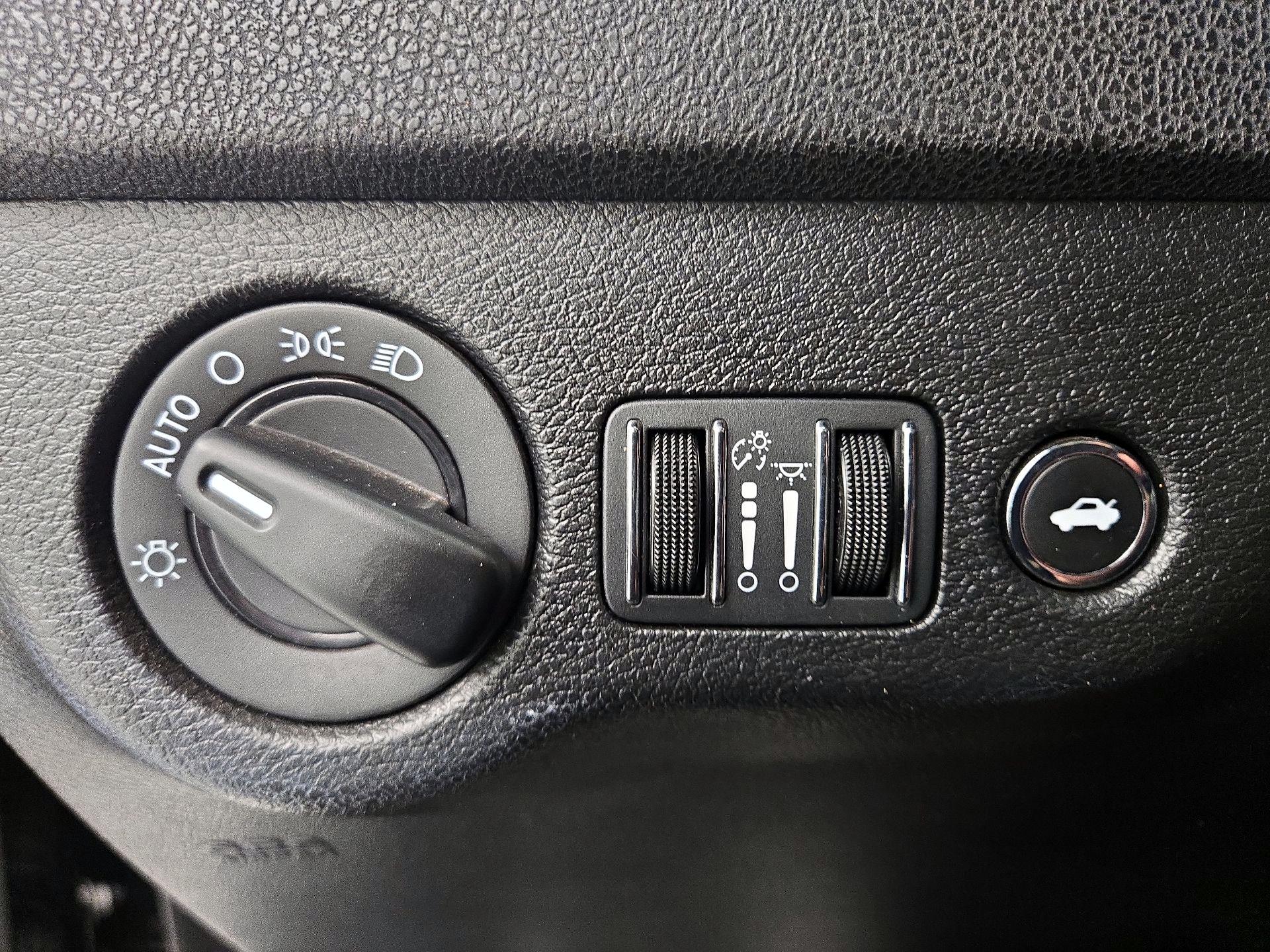 Thumbnail: 2022 Dodge Charger - 13