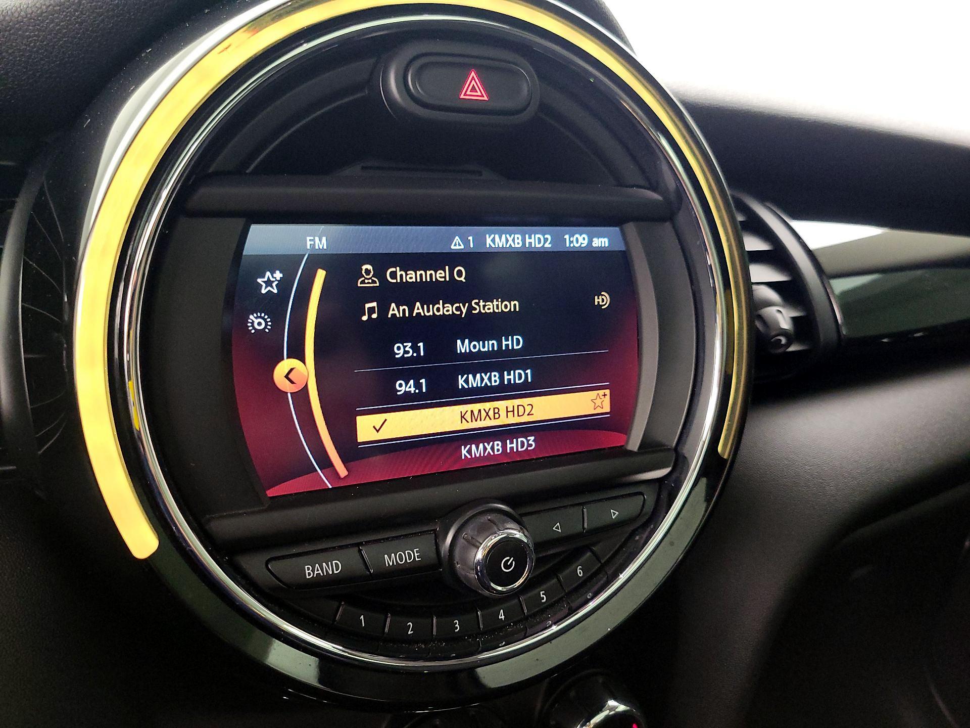 Thumbnail: 2019 MINI Cooper Hardtop - 15