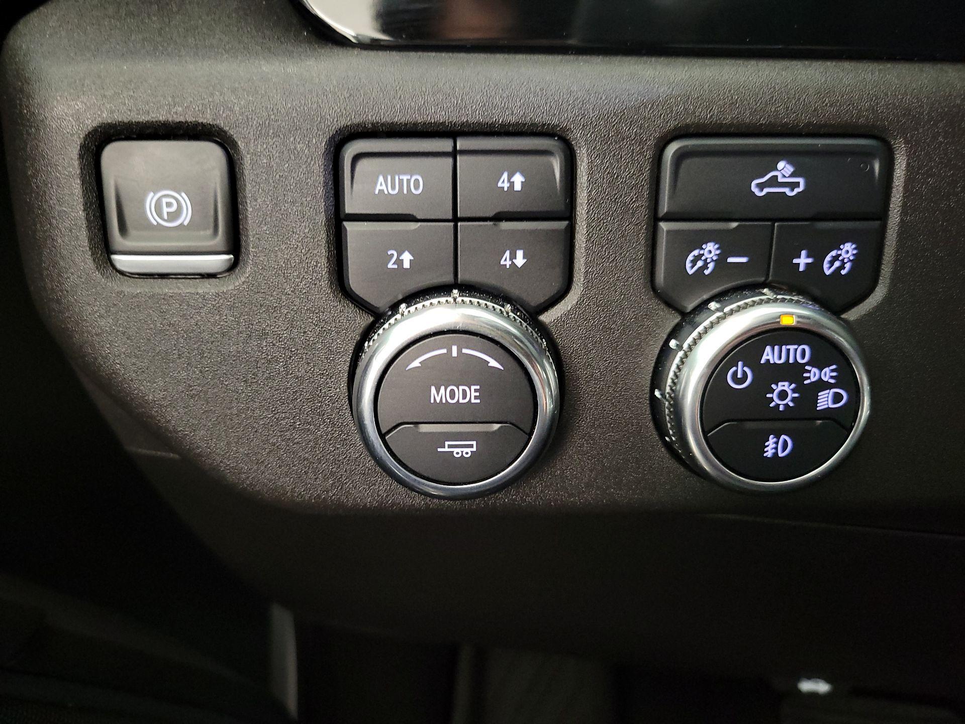 Thumbnail: 2024 GMC Sierra 1500 - 13