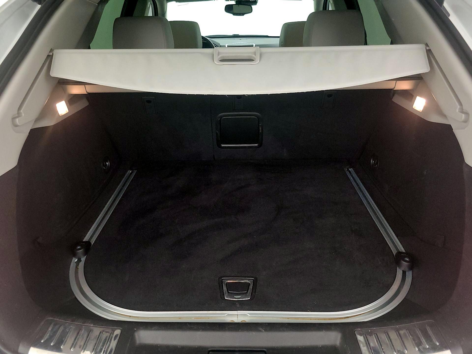 Thumbnail: 2015 Cadillac SRX - 20